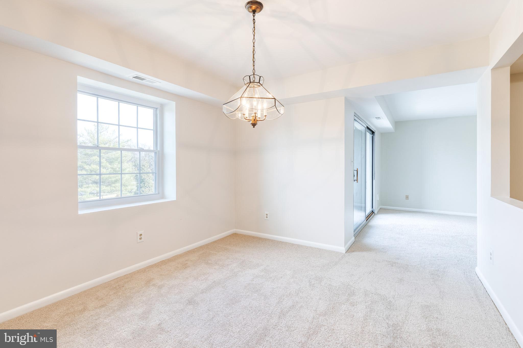 SHEPHERDS KNOLL GARDEN - Residential