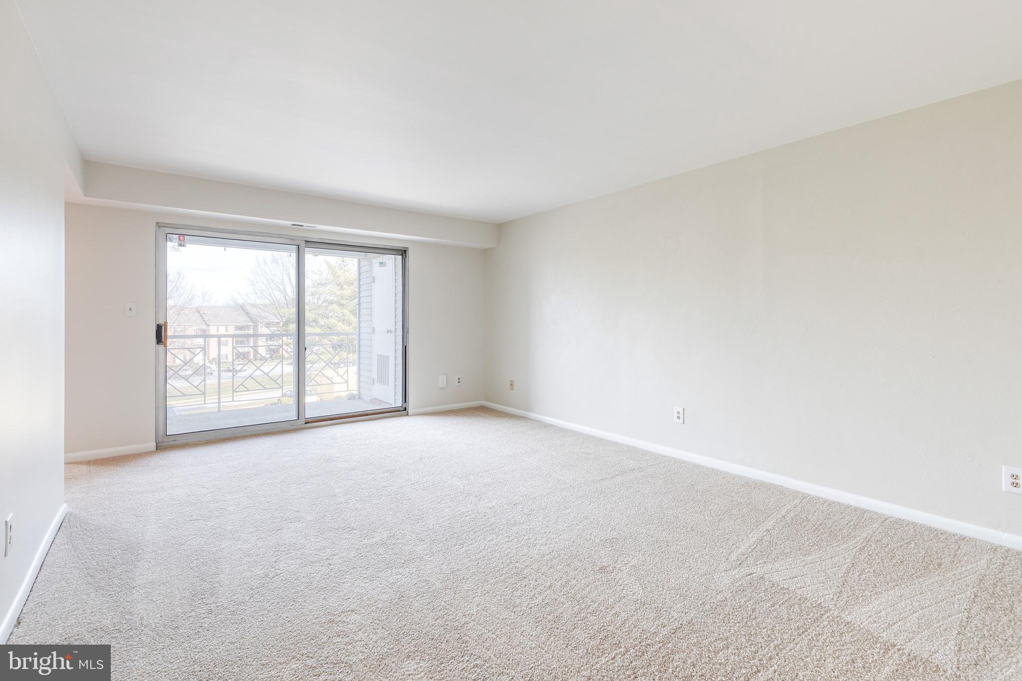 SHEPHERDS KNOLL GARDEN - Residential