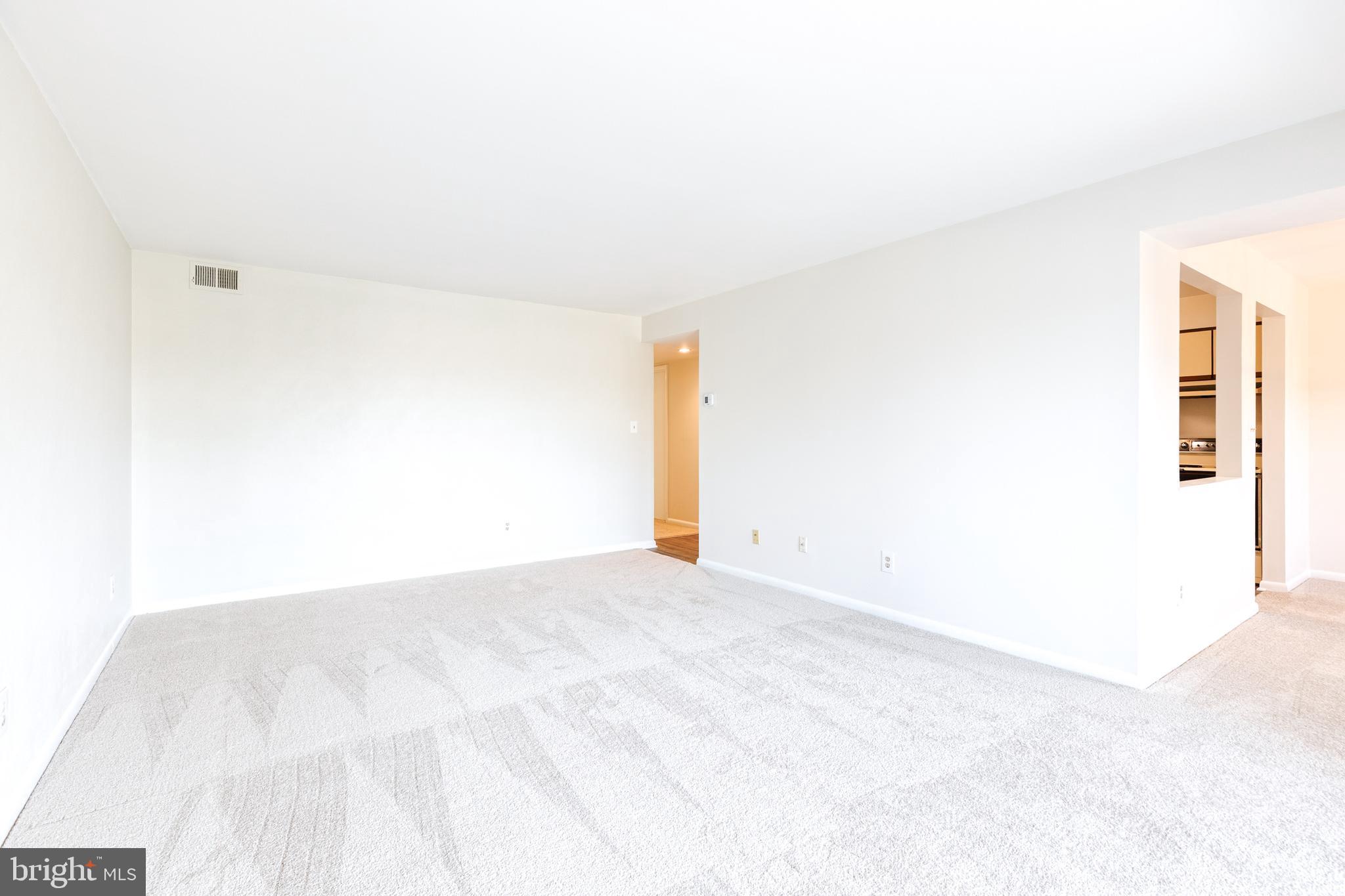 SHEPHERDS KNOLL GARDEN - Residential