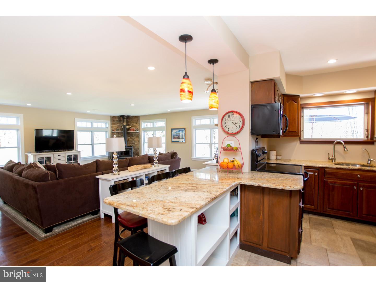 PEBBLE HILL - Residential