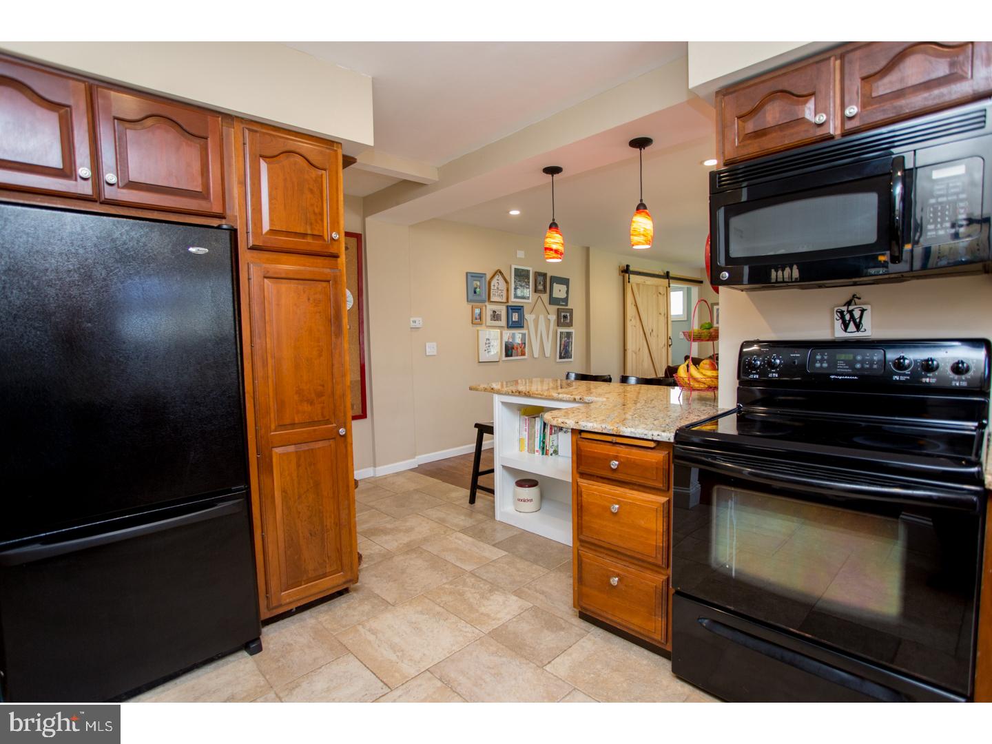 PEBBLE HILL - Residential