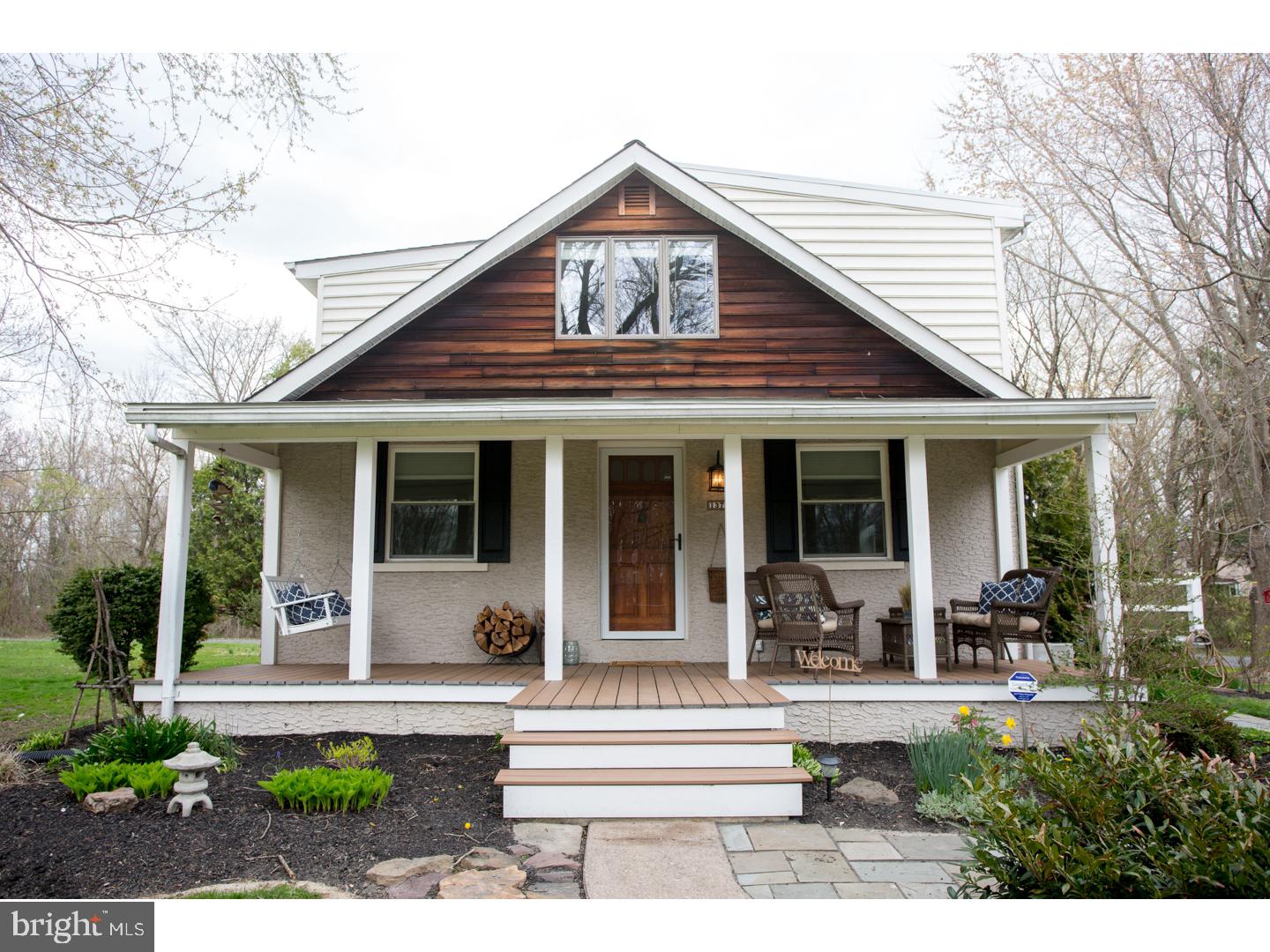 PEBBLE HILL - Residential