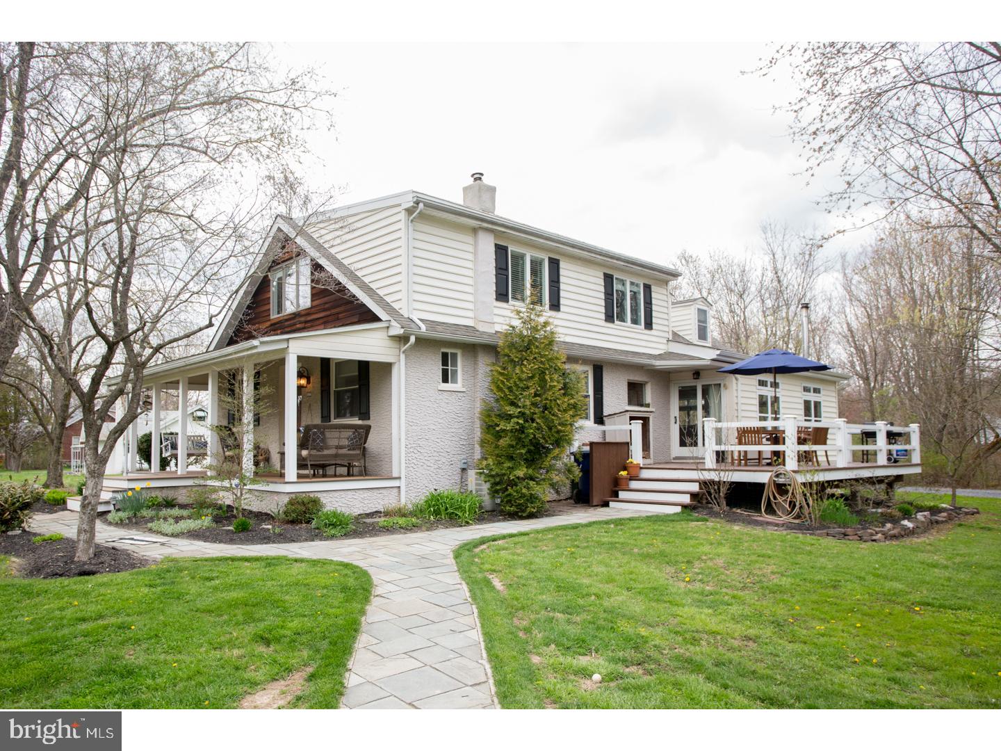 PEBBLE HILL - Residential