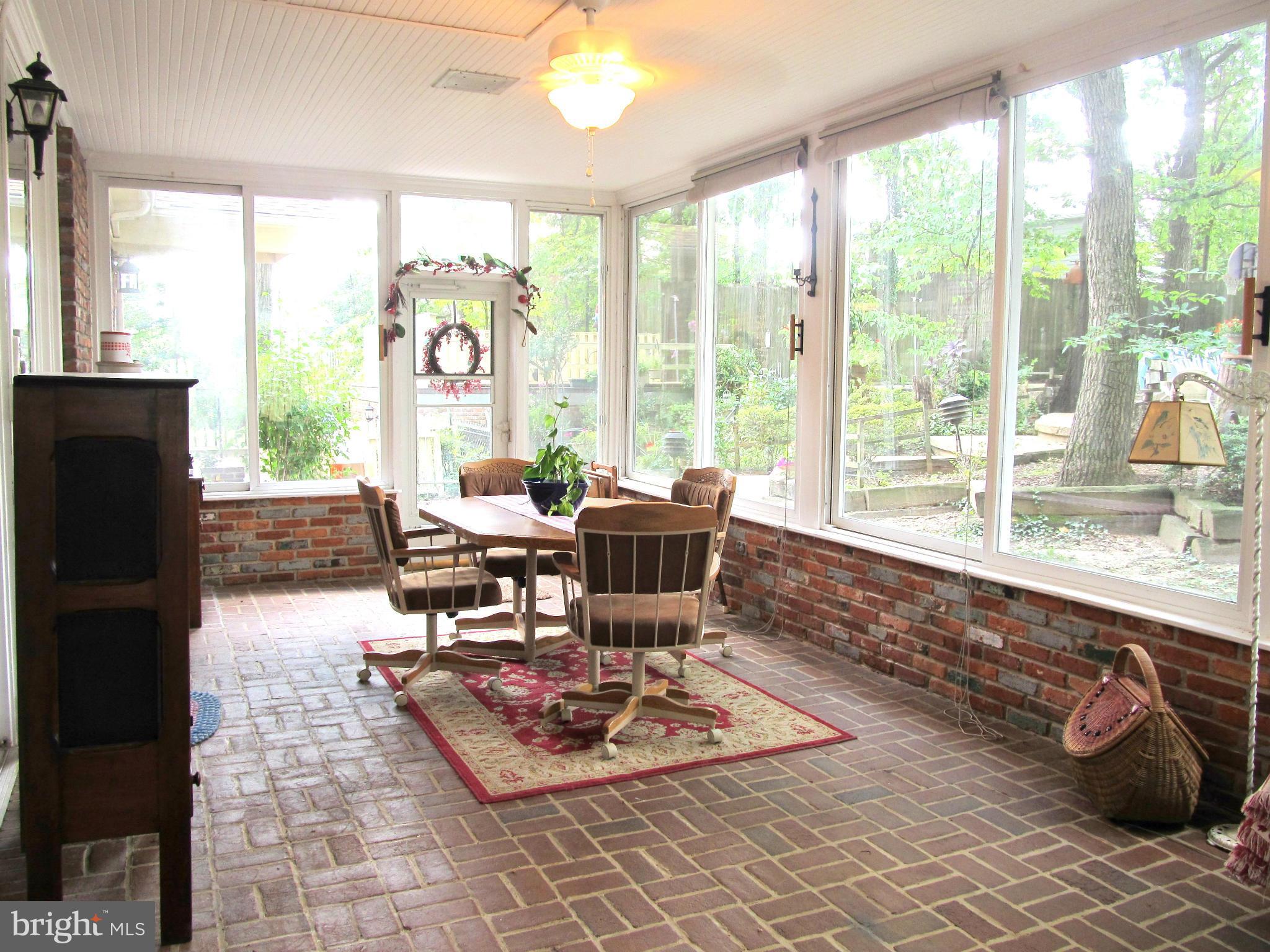 LINTHICUM - Residential