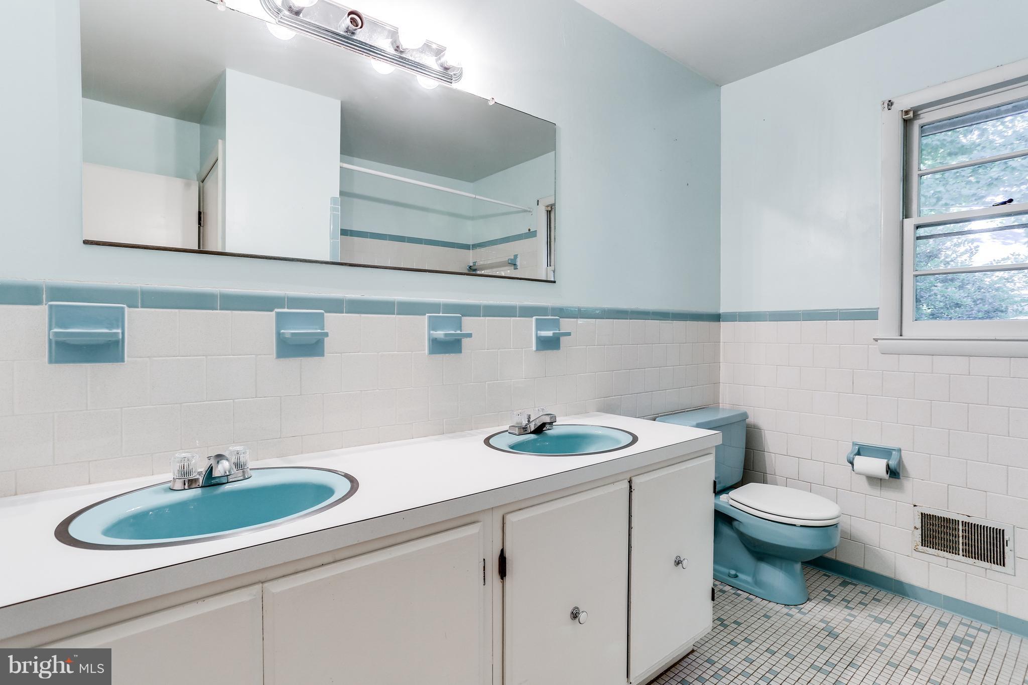 ULMSTEAD ESTATES - Residential