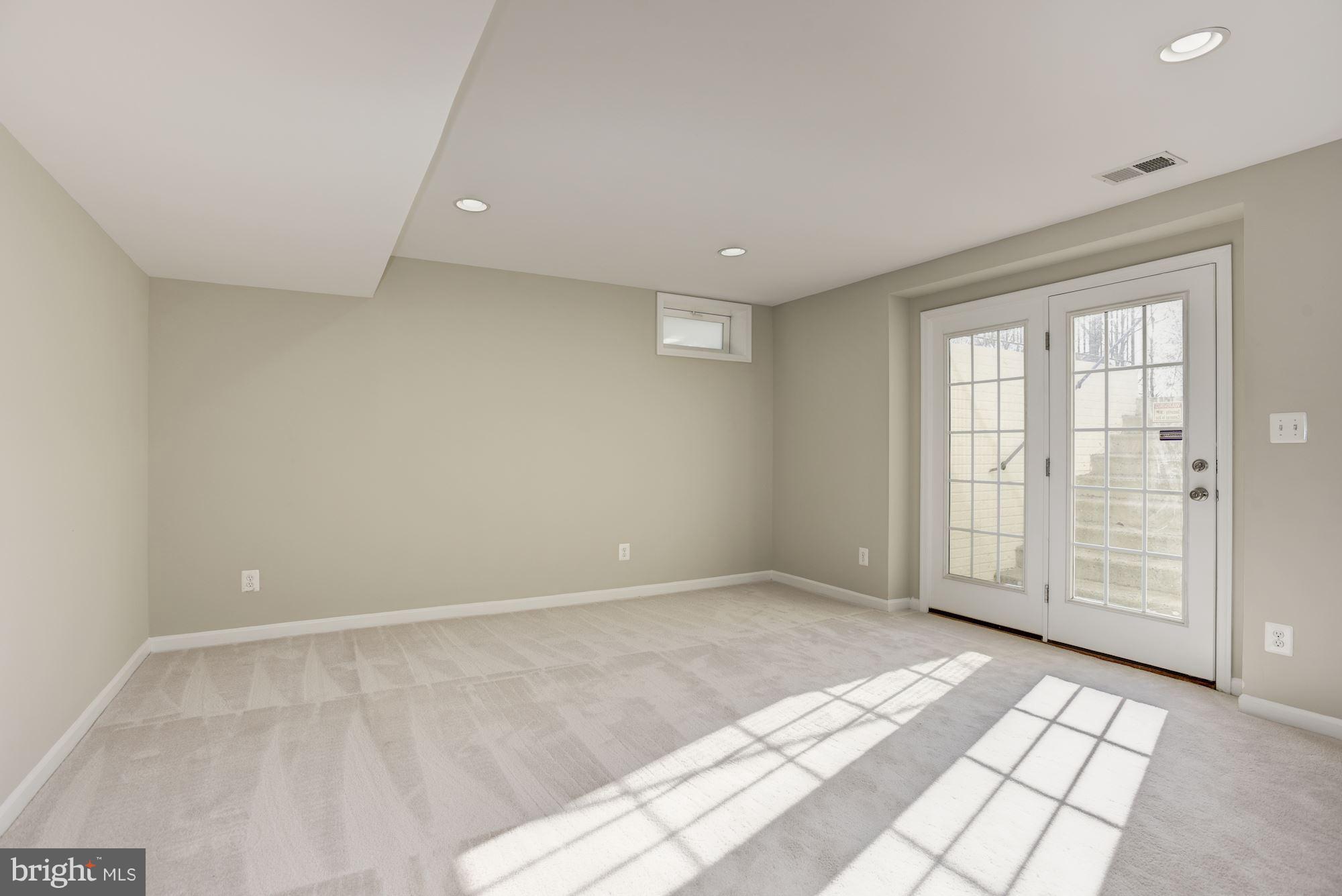 KIRKPATRICK FARMS - Residential