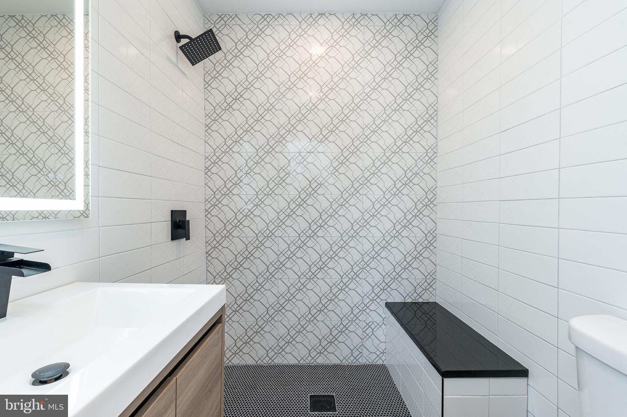 DICKINSON NARROWS - Residential