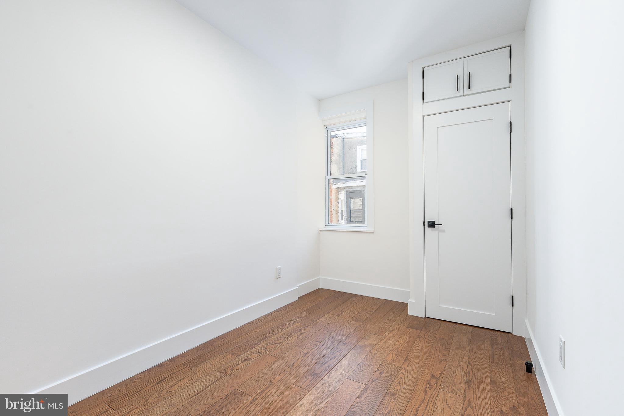 DICKINSON NARROWS - Residential