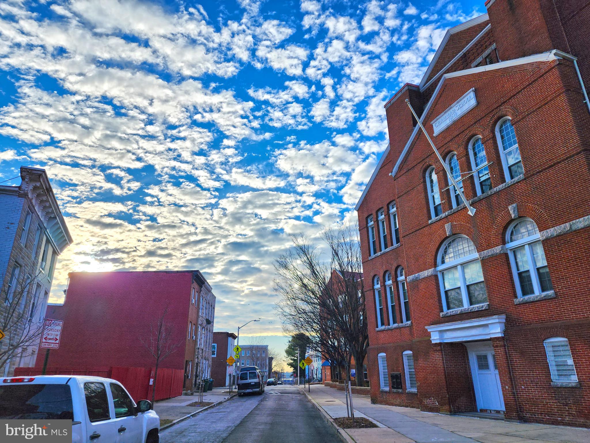 MILL HILL - Residential