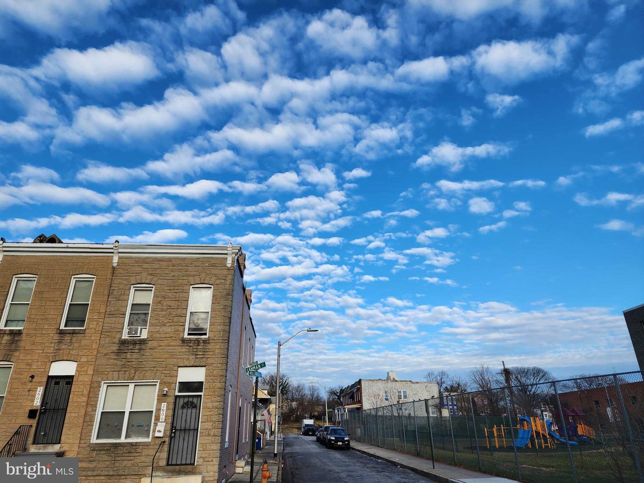 MILL HILL - Residential