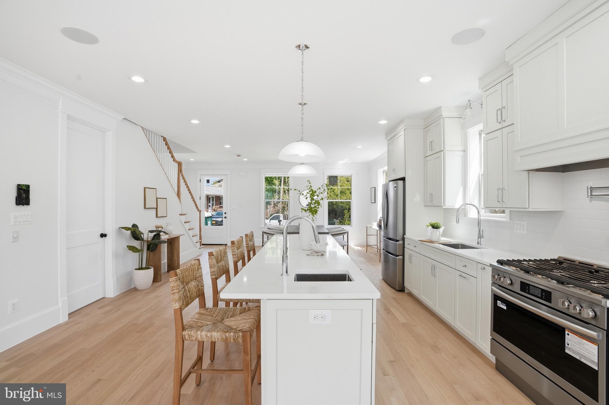 SOUTHGATE - Residential