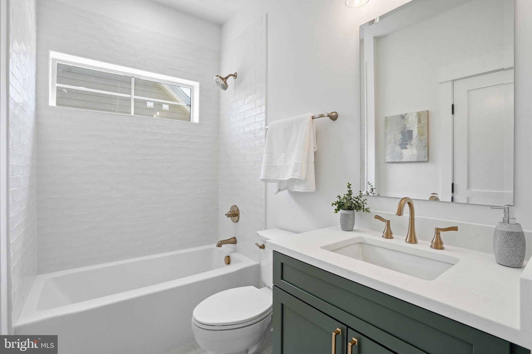 SOUTHGATE - Residential