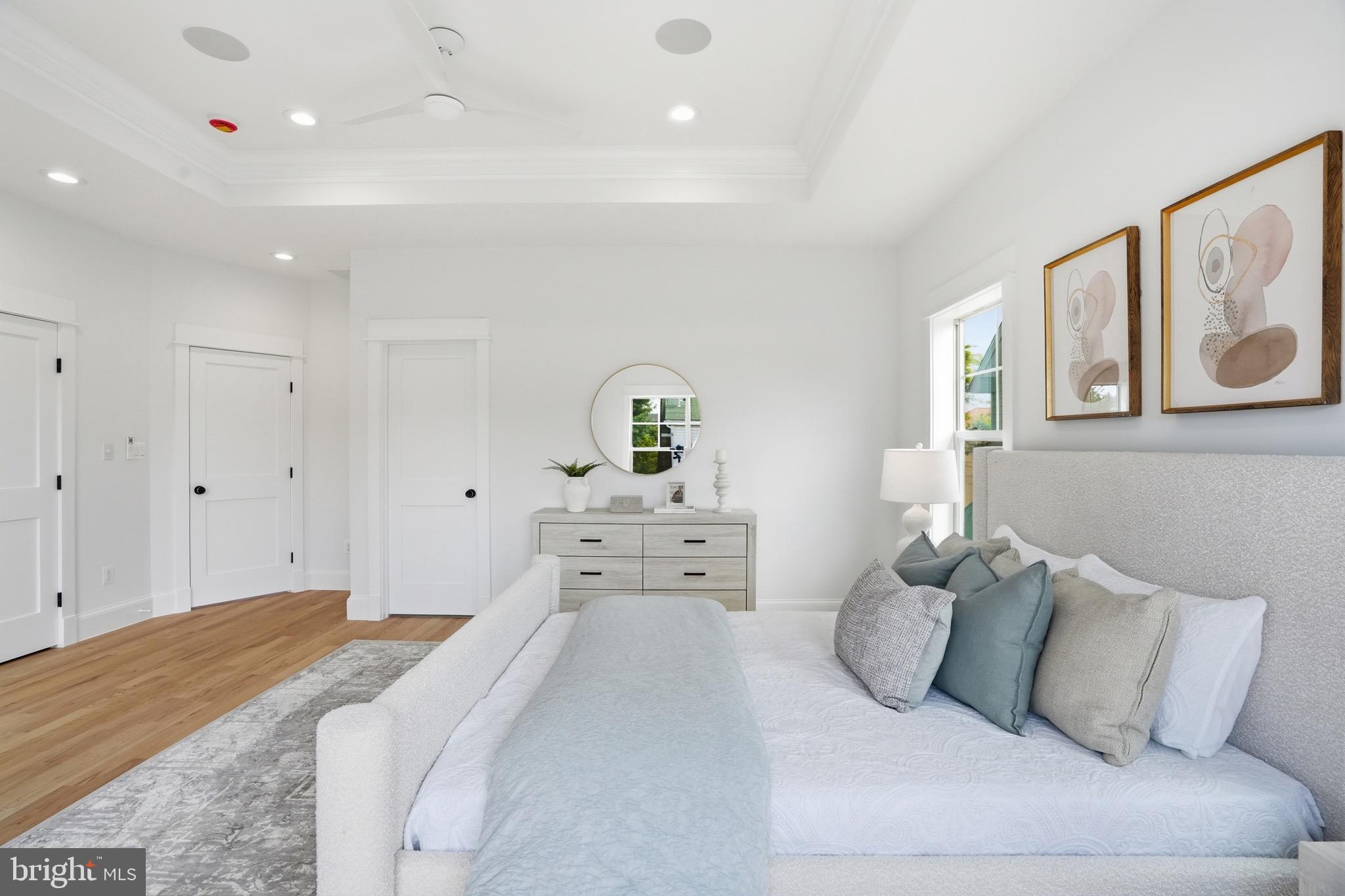 SOUTHGATE - Residential