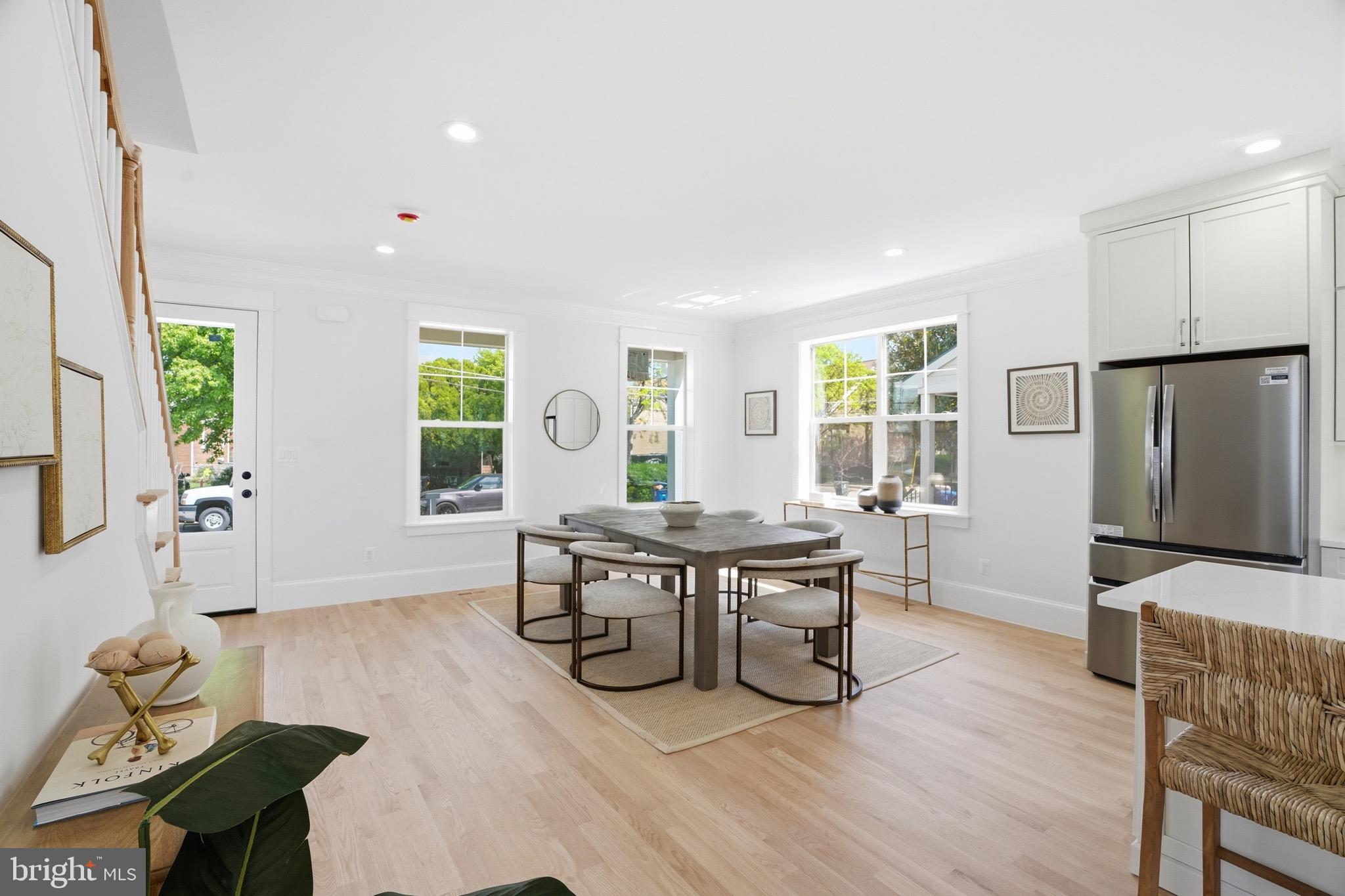 SOUTHGATE - Residential