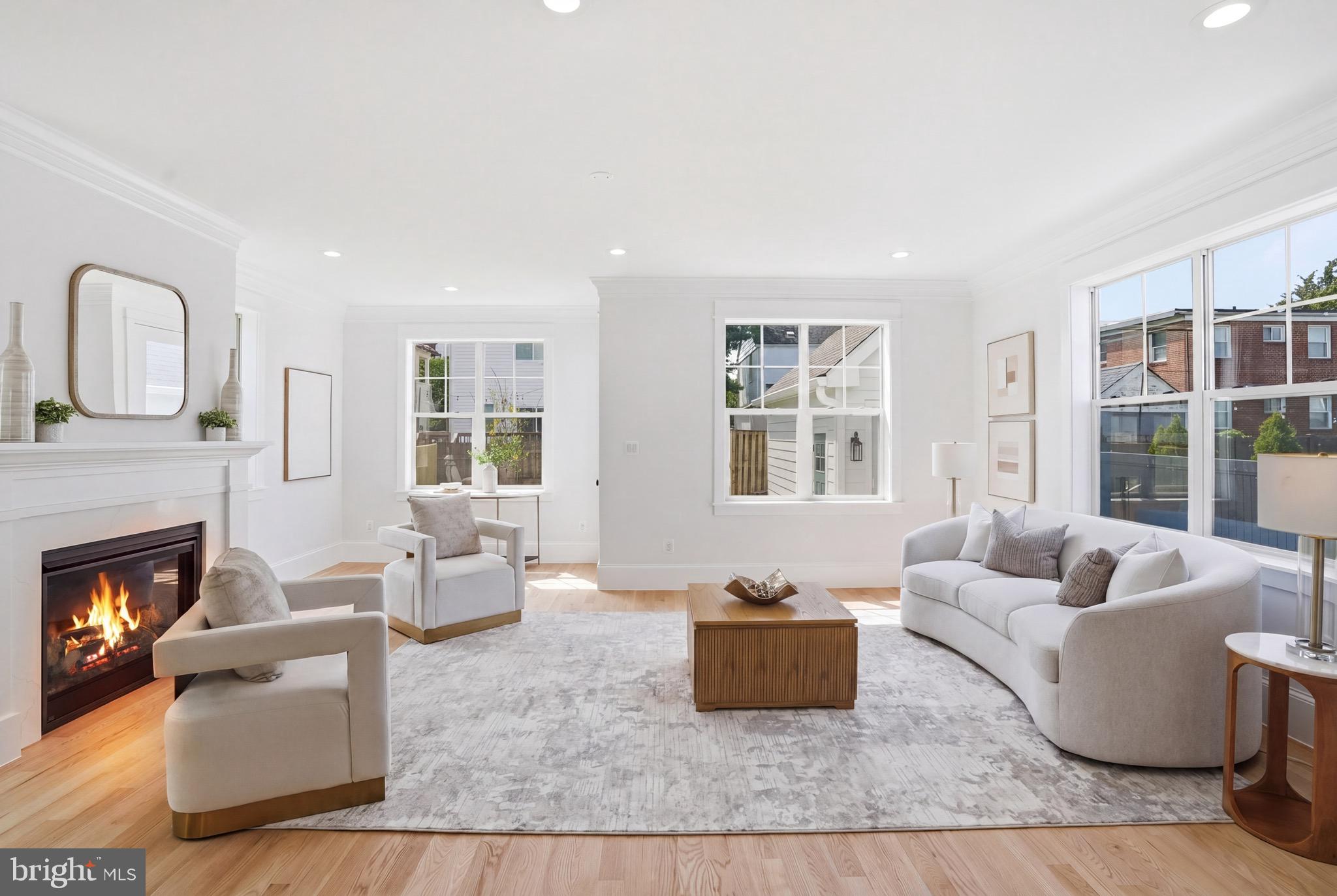 SOUTHGATE - Residential