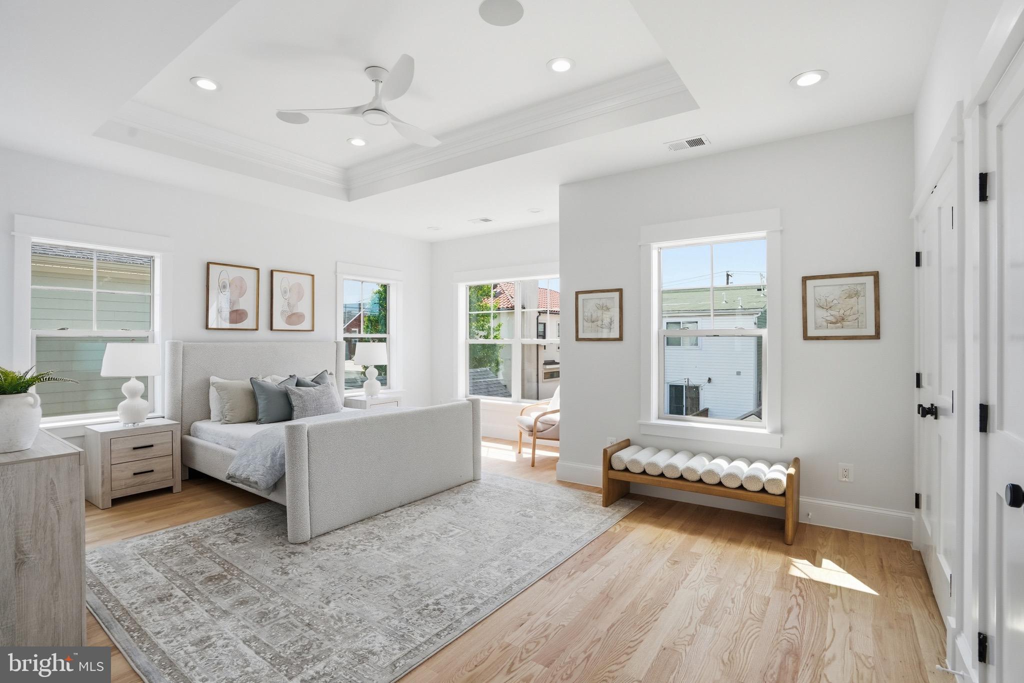 SOUTHGATE - Residential