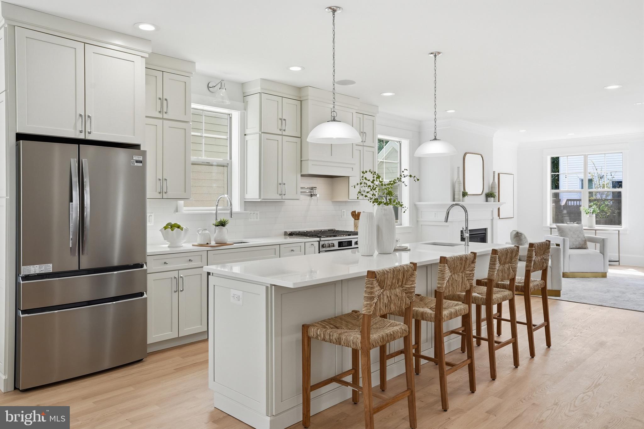 SOUTHGATE - Residential