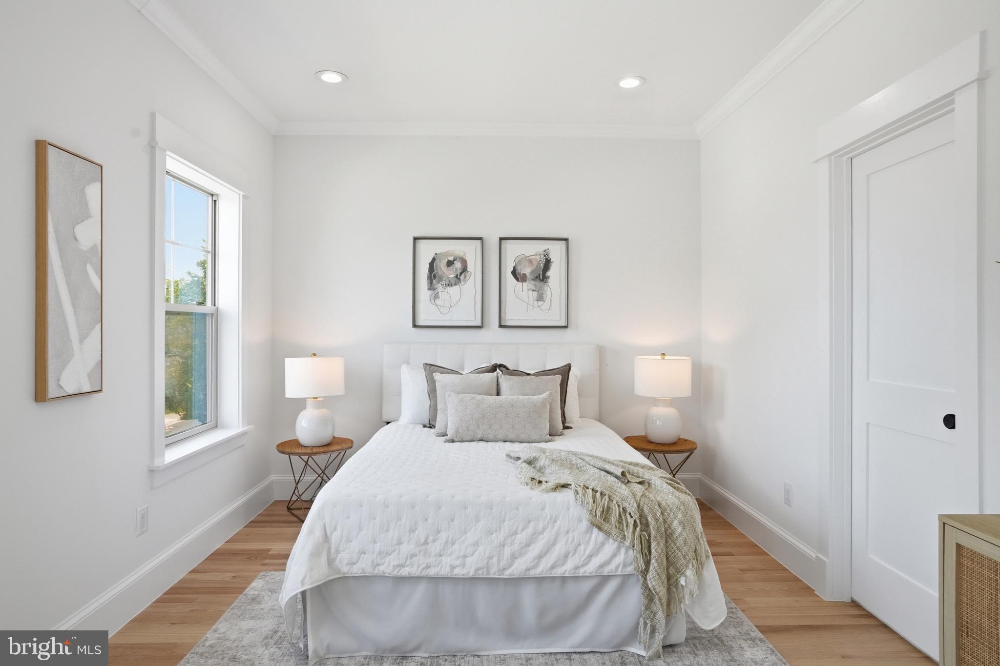 SOUTHGATE - Residential