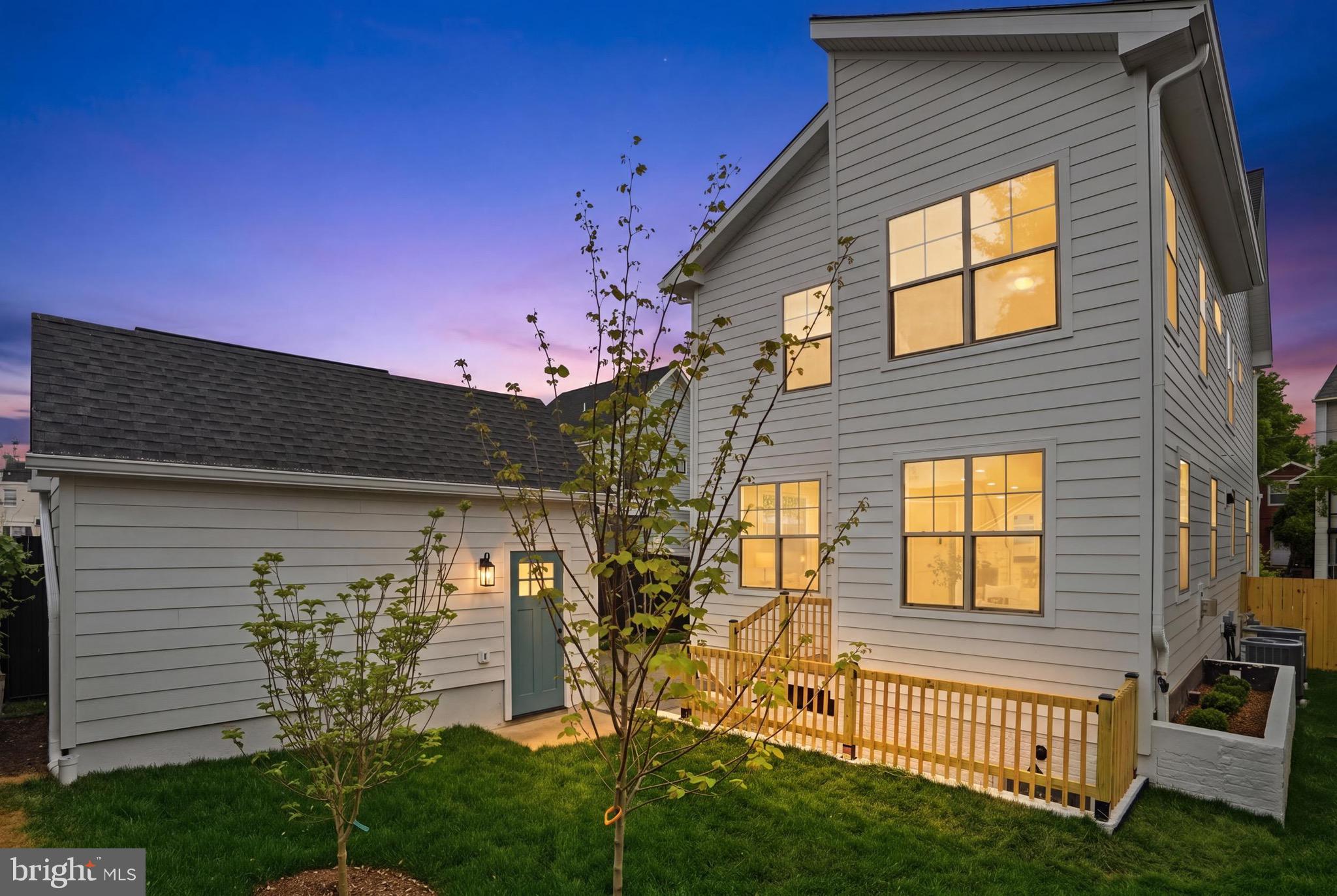 SOUTHGATE - Residential