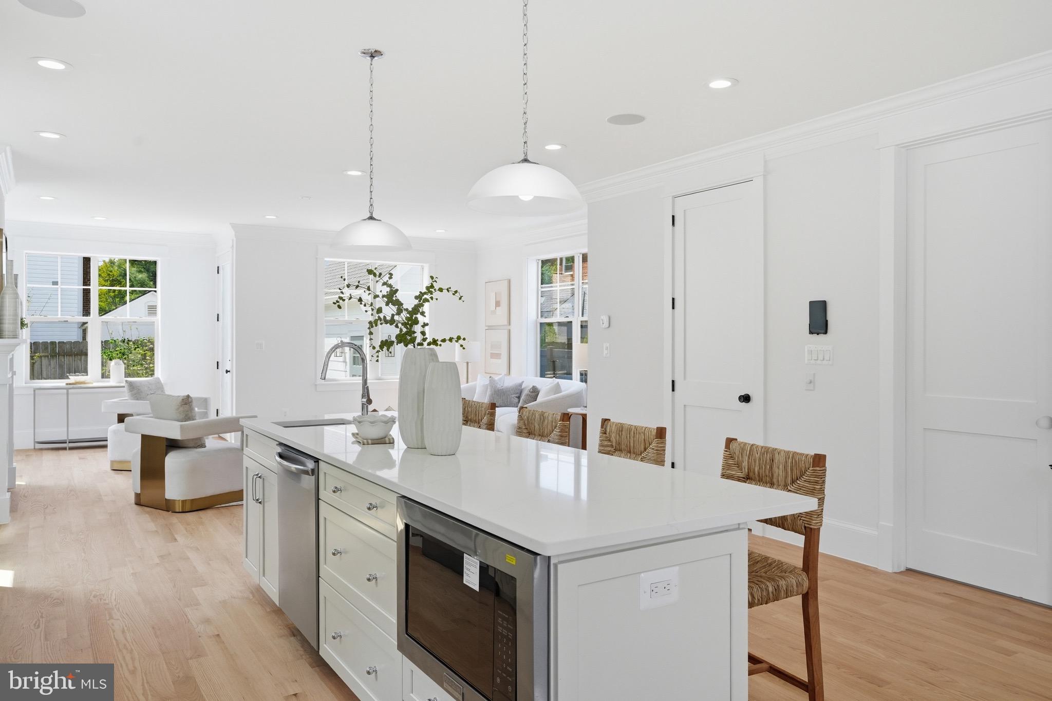 SOUTHGATE - Residential