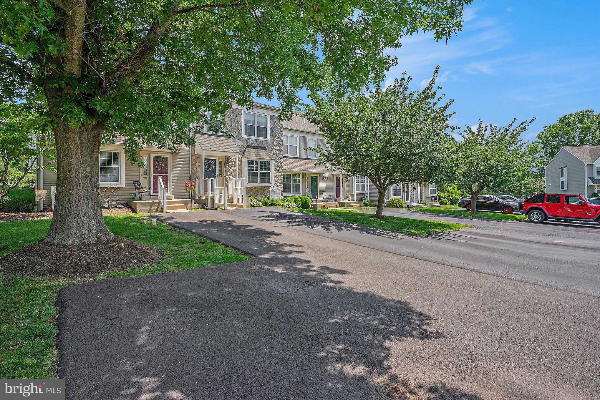 656 LONGWOOD ROAD