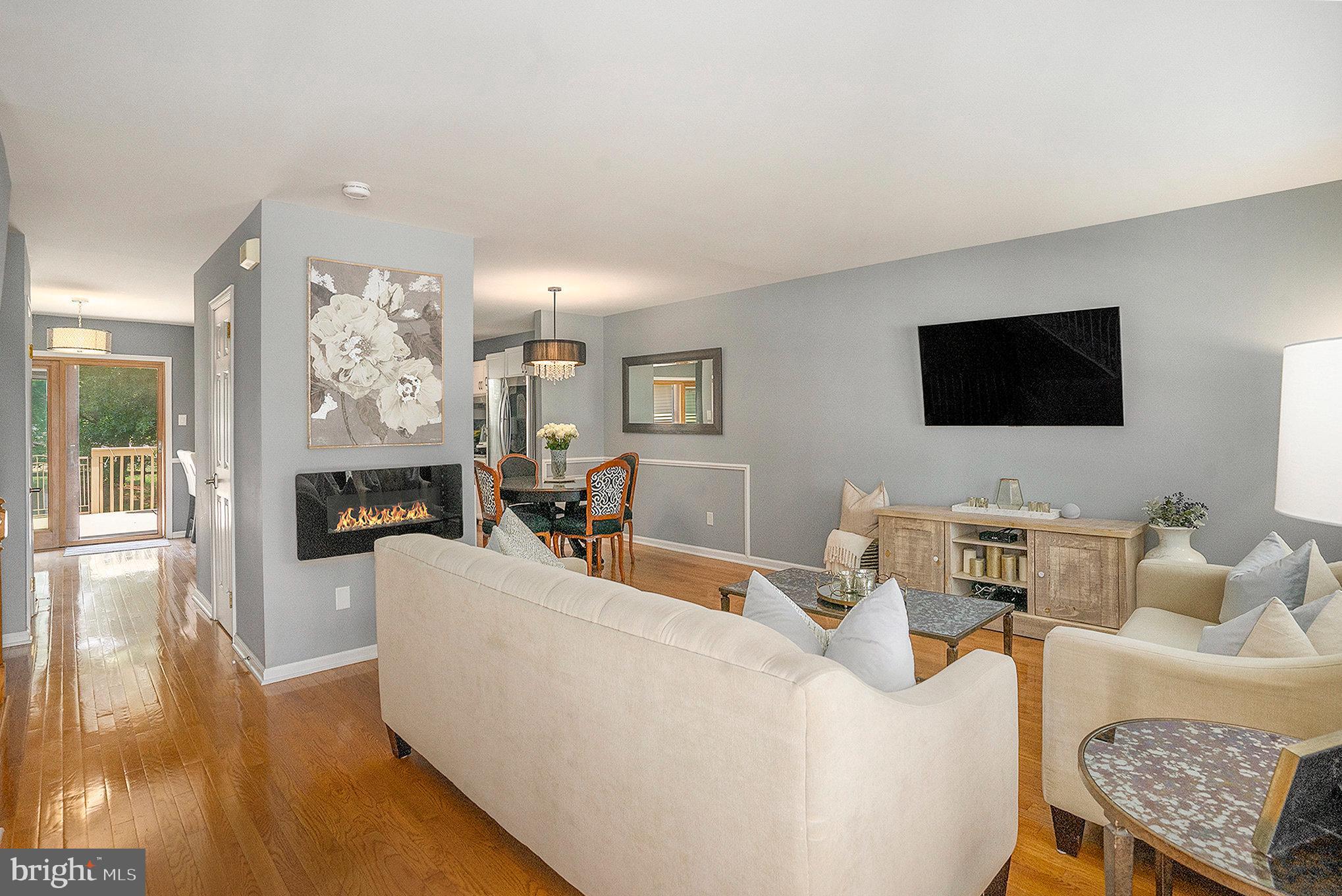 656 LONGWOOD ROAD