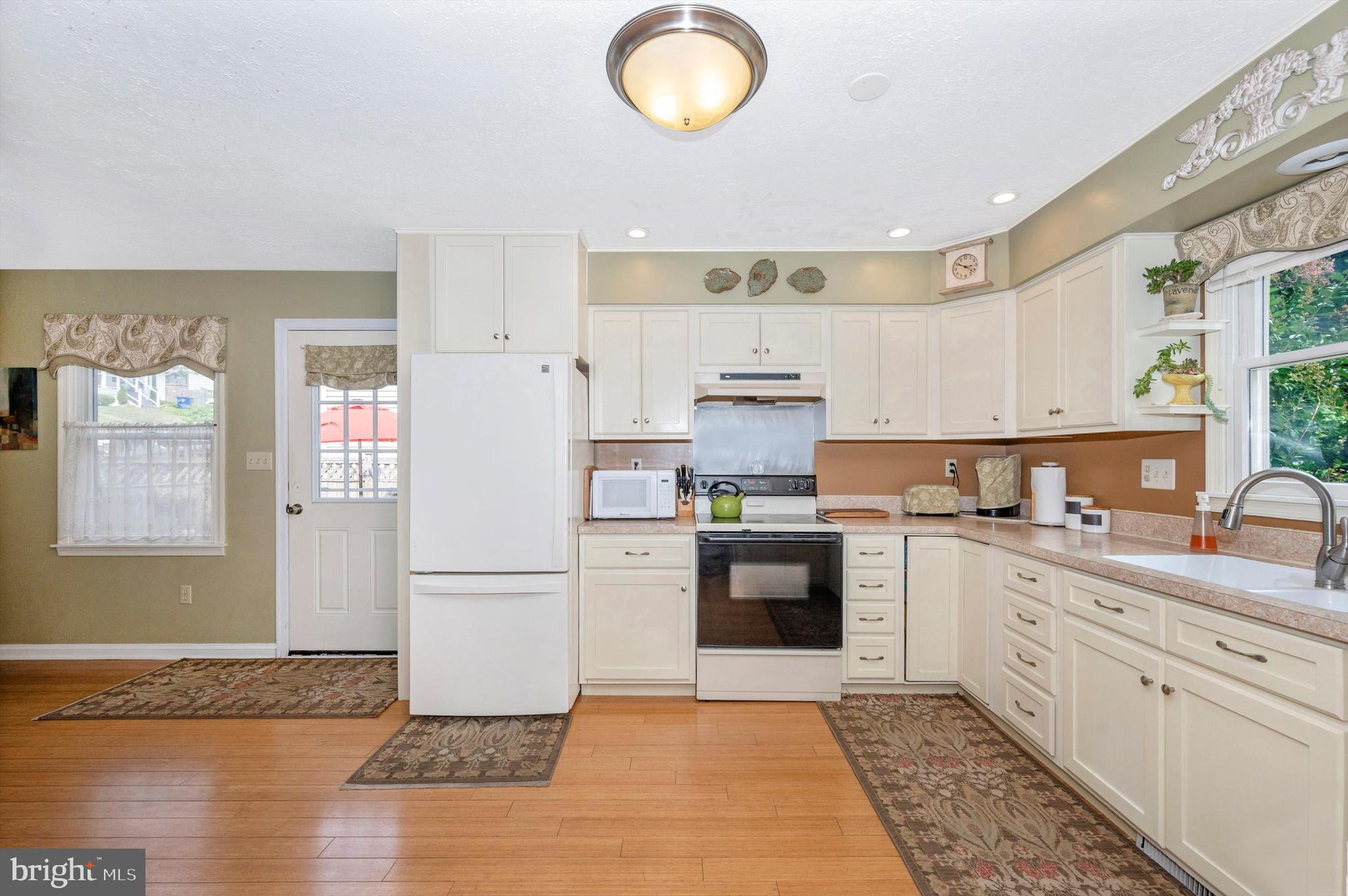 BRUNSWICK - Residential