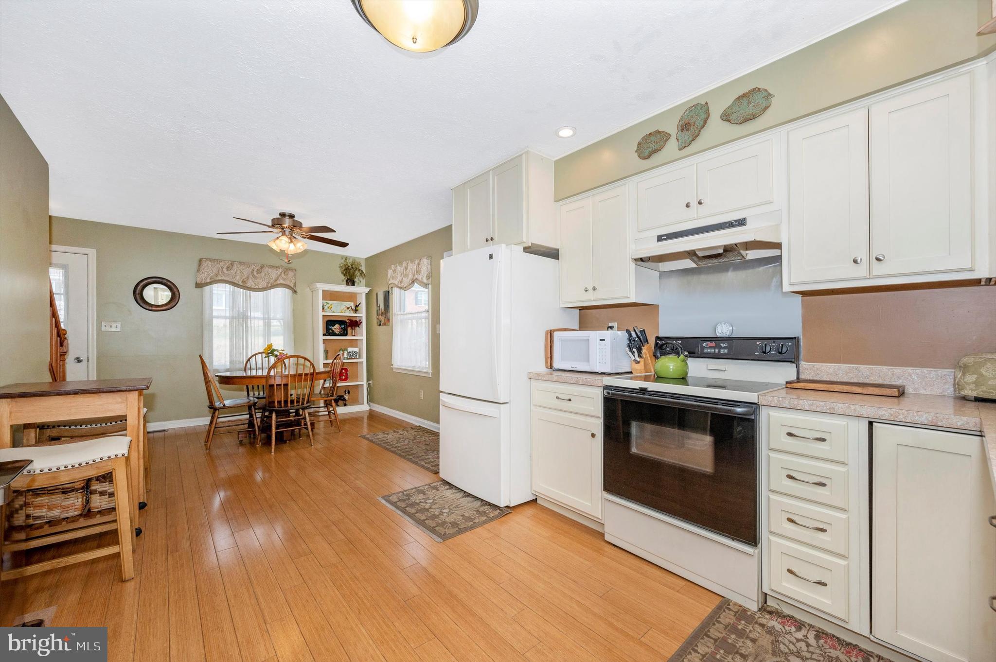 BRUNSWICK - Residential