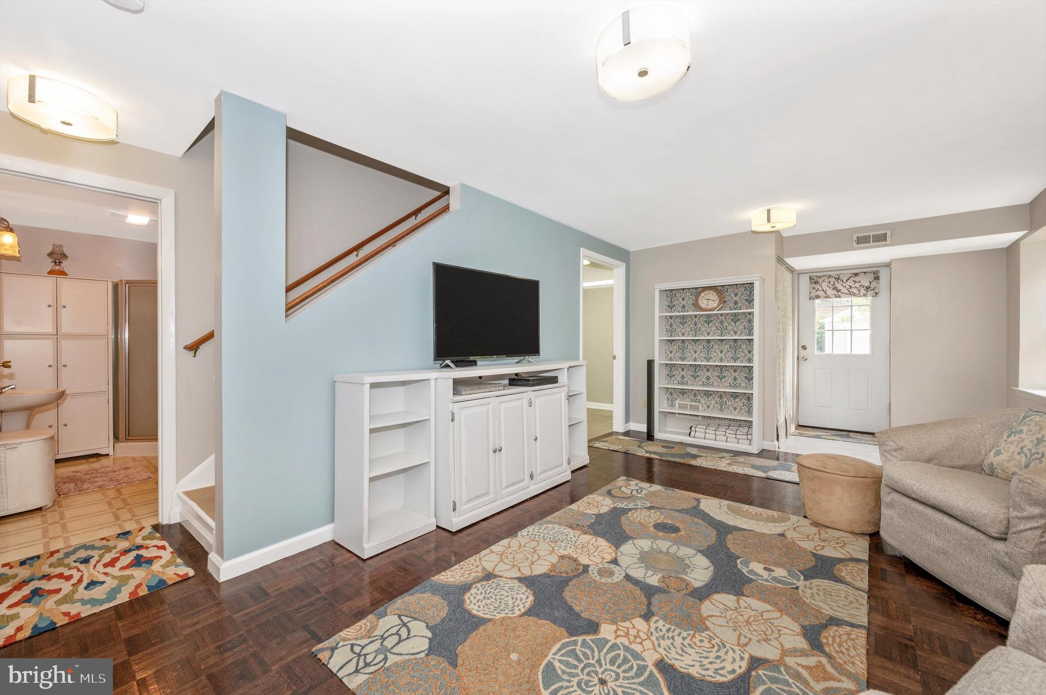 BRUNSWICK - Residential