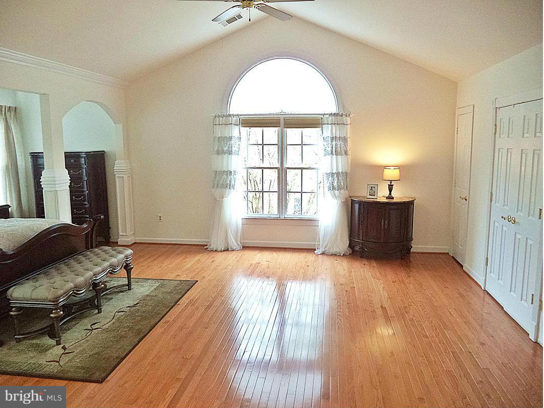 POTOMAC GROVE - Residential