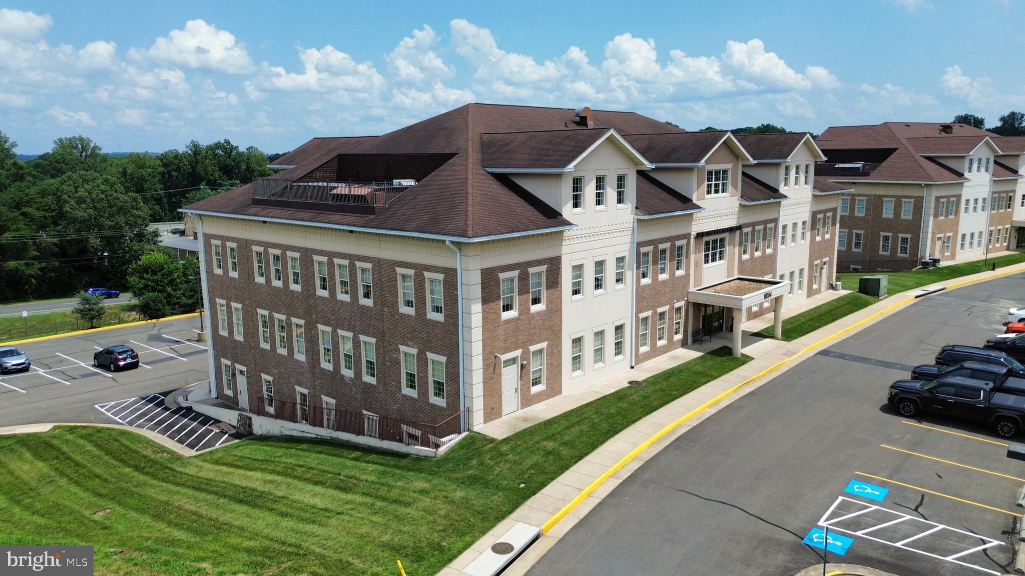 Photo 1 of 13 — 18354 QUANTICO GATEWAY DRIVE 101, TRIANGLE, VA 22172