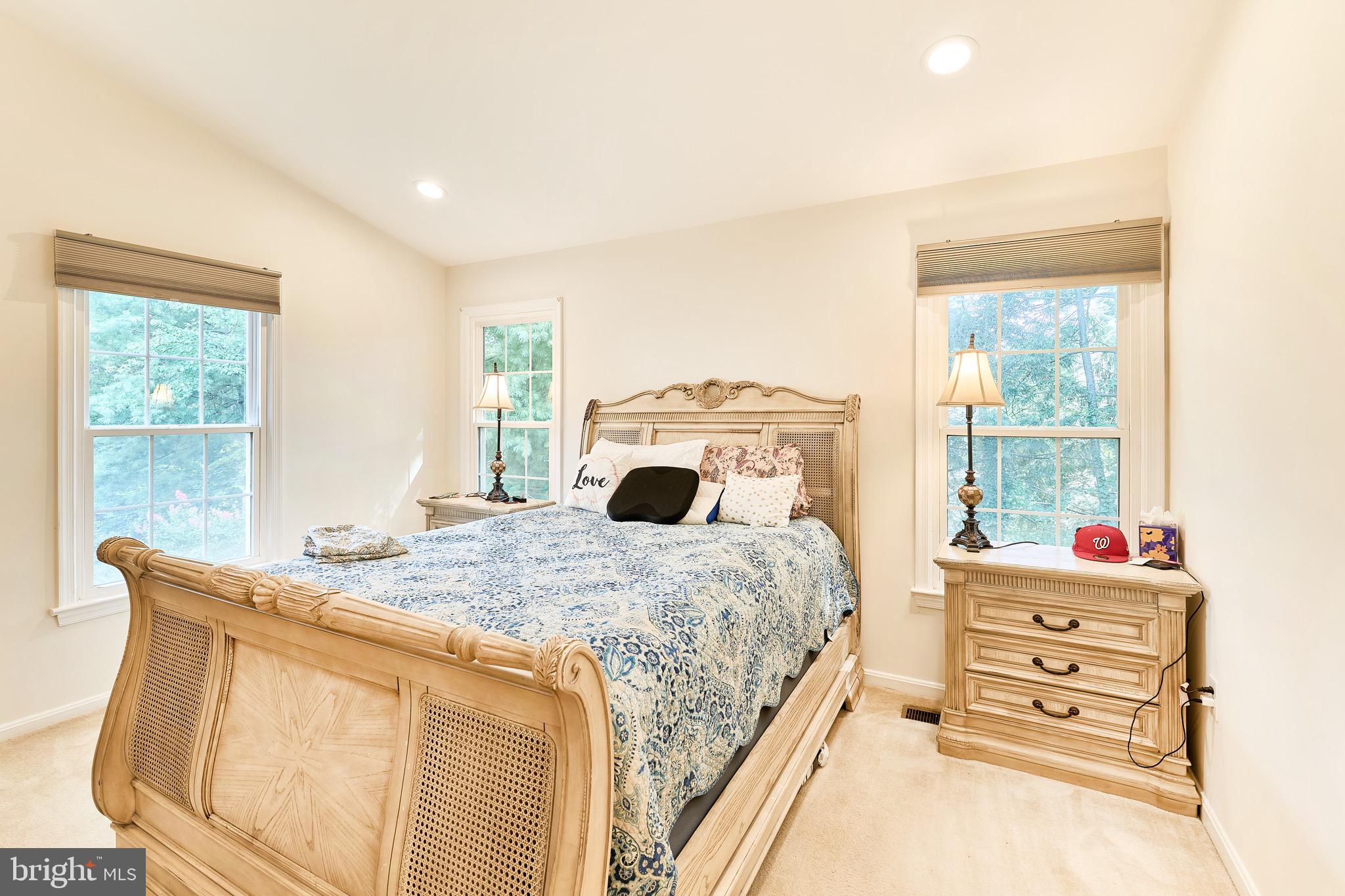 FAIR RIDGE - Residential