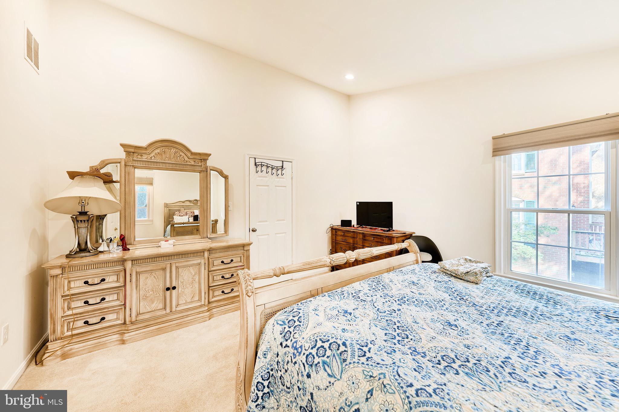 FAIR RIDGE - Residential