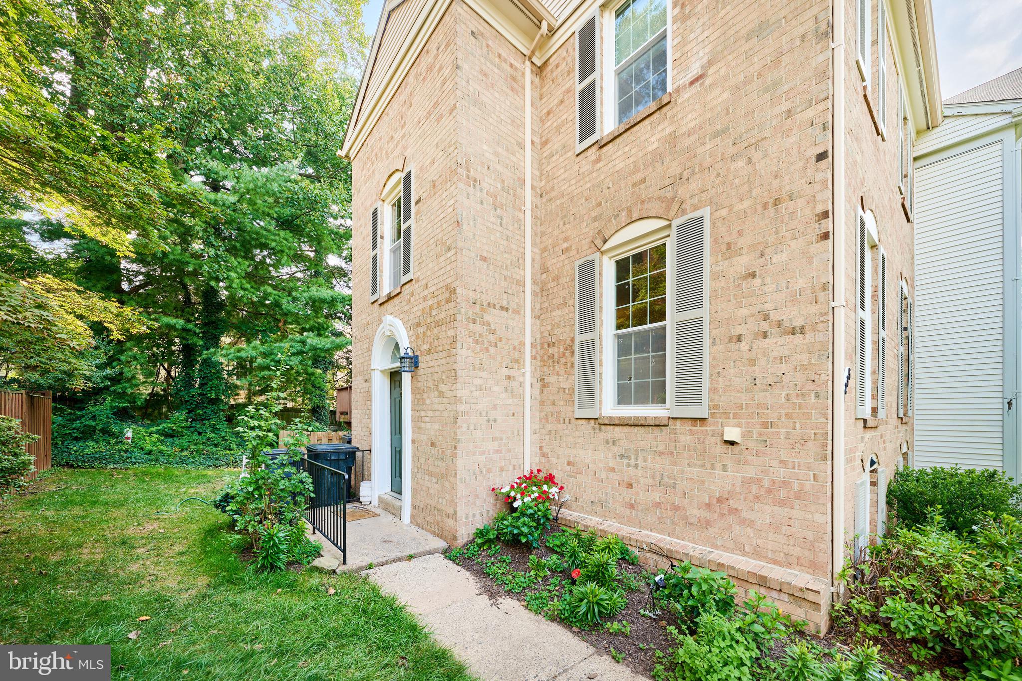 FAIR RIDGE - Residential