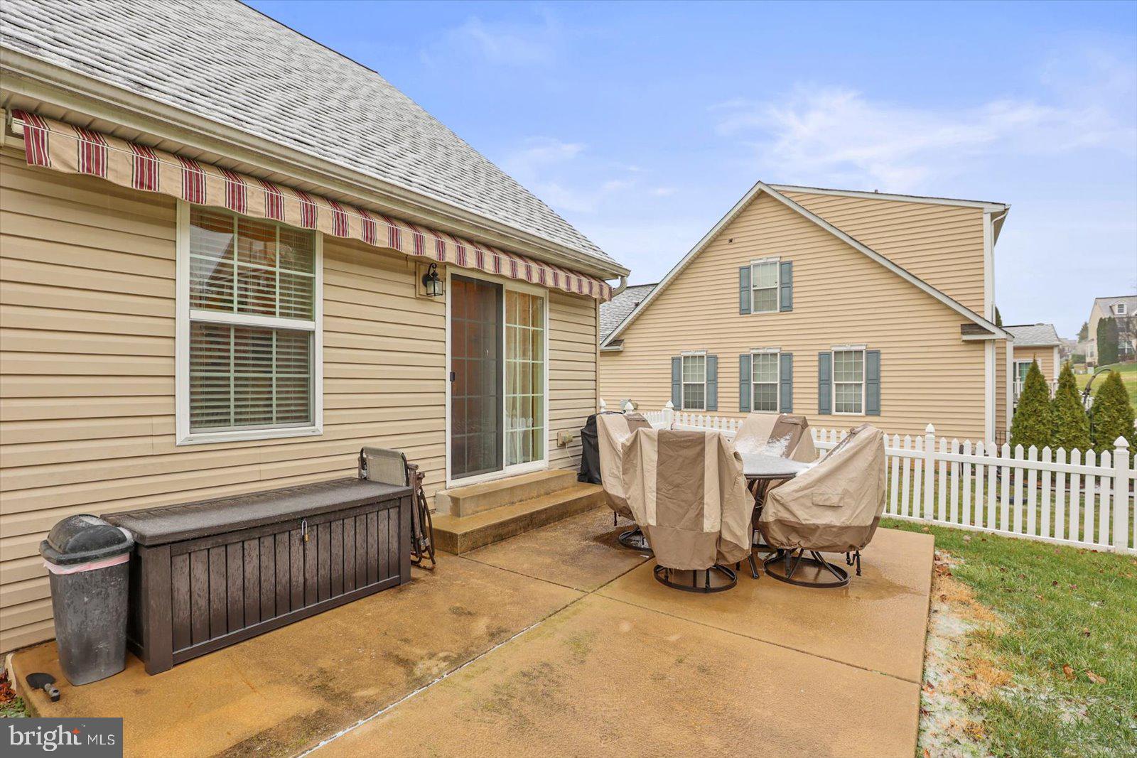 LOGANS RESERVE - Residential