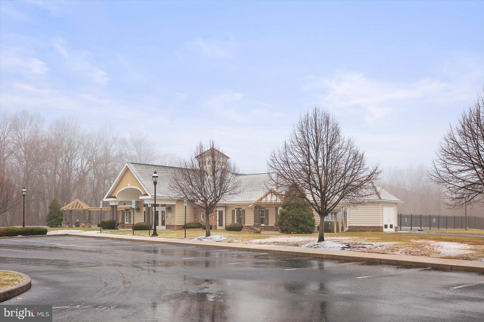 LOGANS RESERVE - Residential