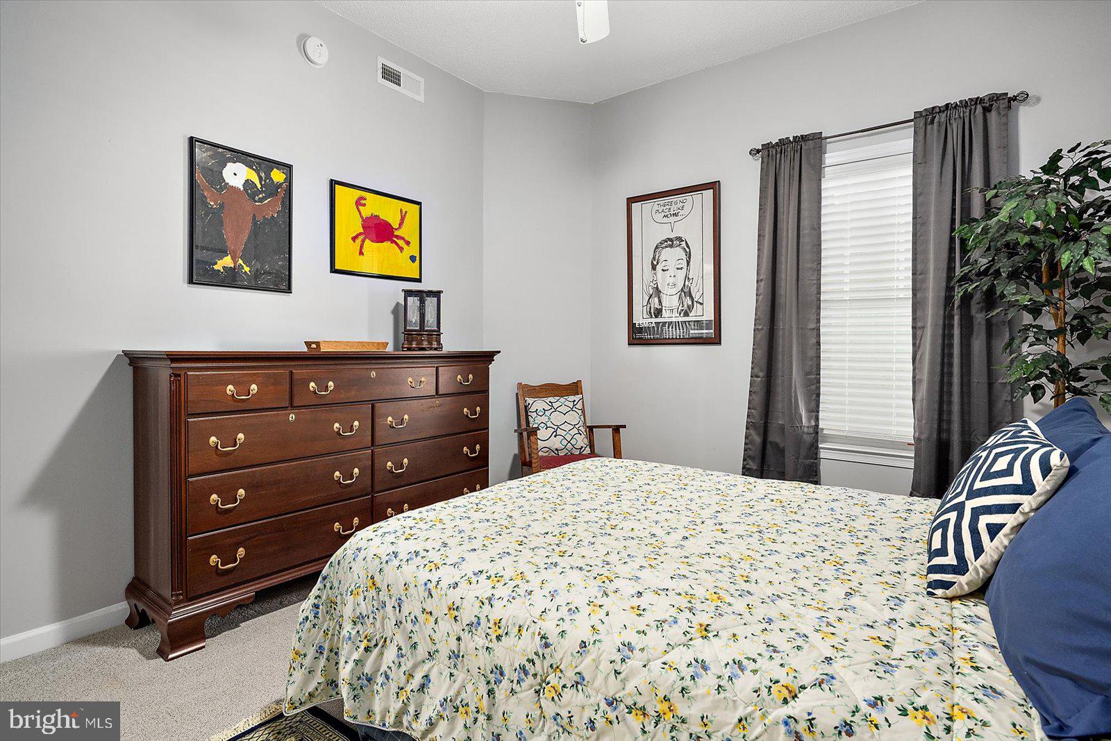 HARBOUR LIGHT CONDOS - Residential