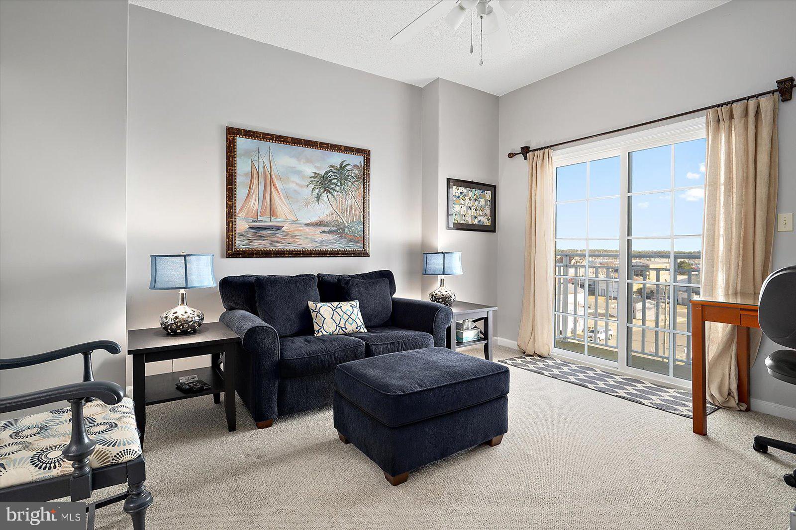 HARBOUR LIGHT CONDOS - Residential