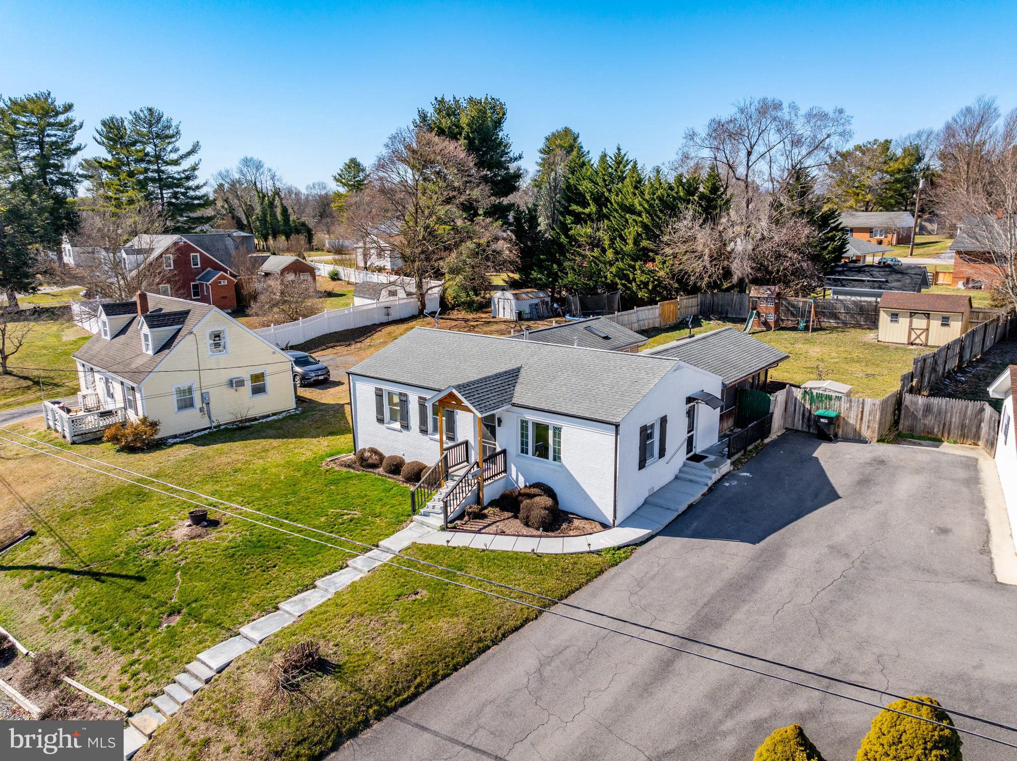 MULLERSTADT HEIGHTS - Residential
