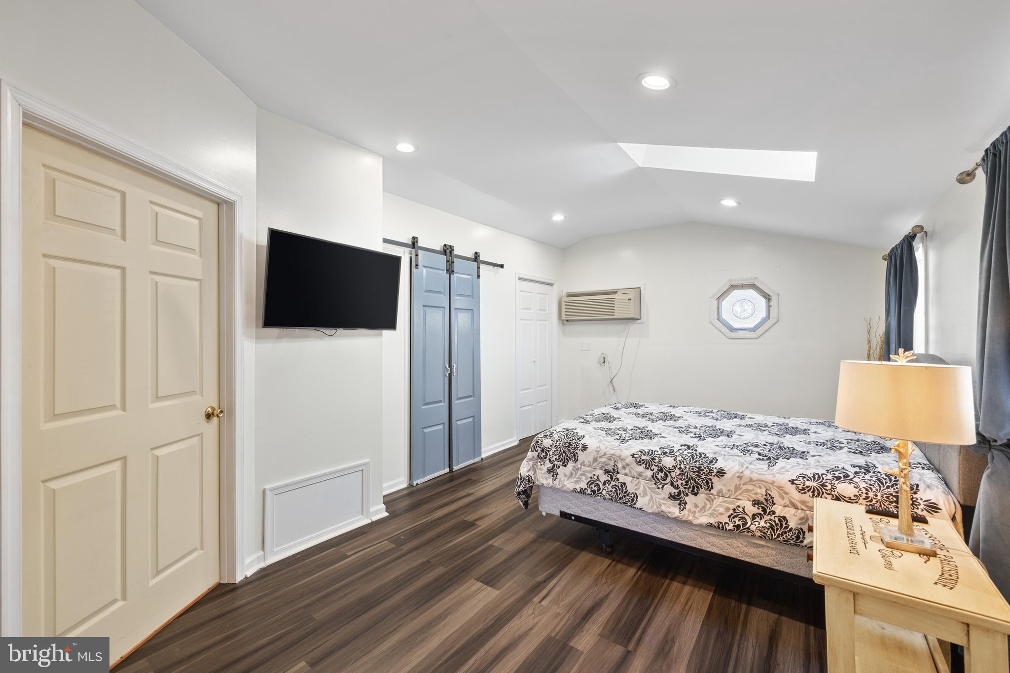 MULLERSTADT HEIGHTS - Residential