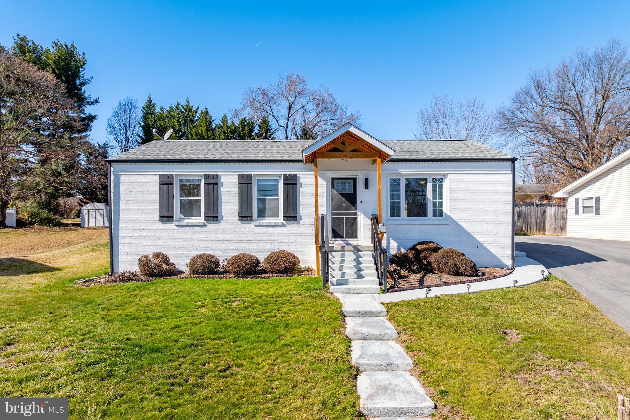 MULLERSTADT HEIGHTS - Residential