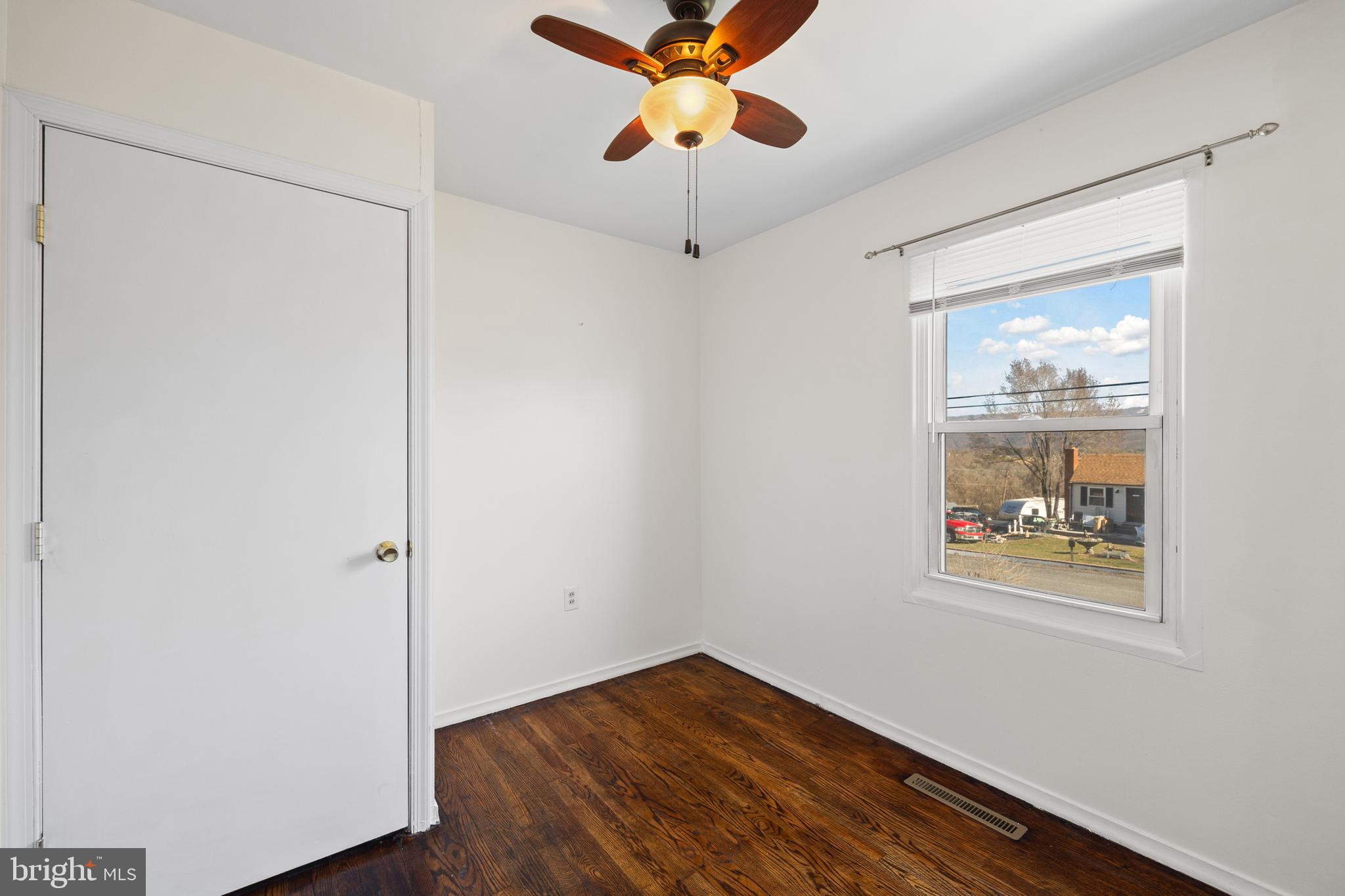 MULLERSTADT HEIGHTS - Residential