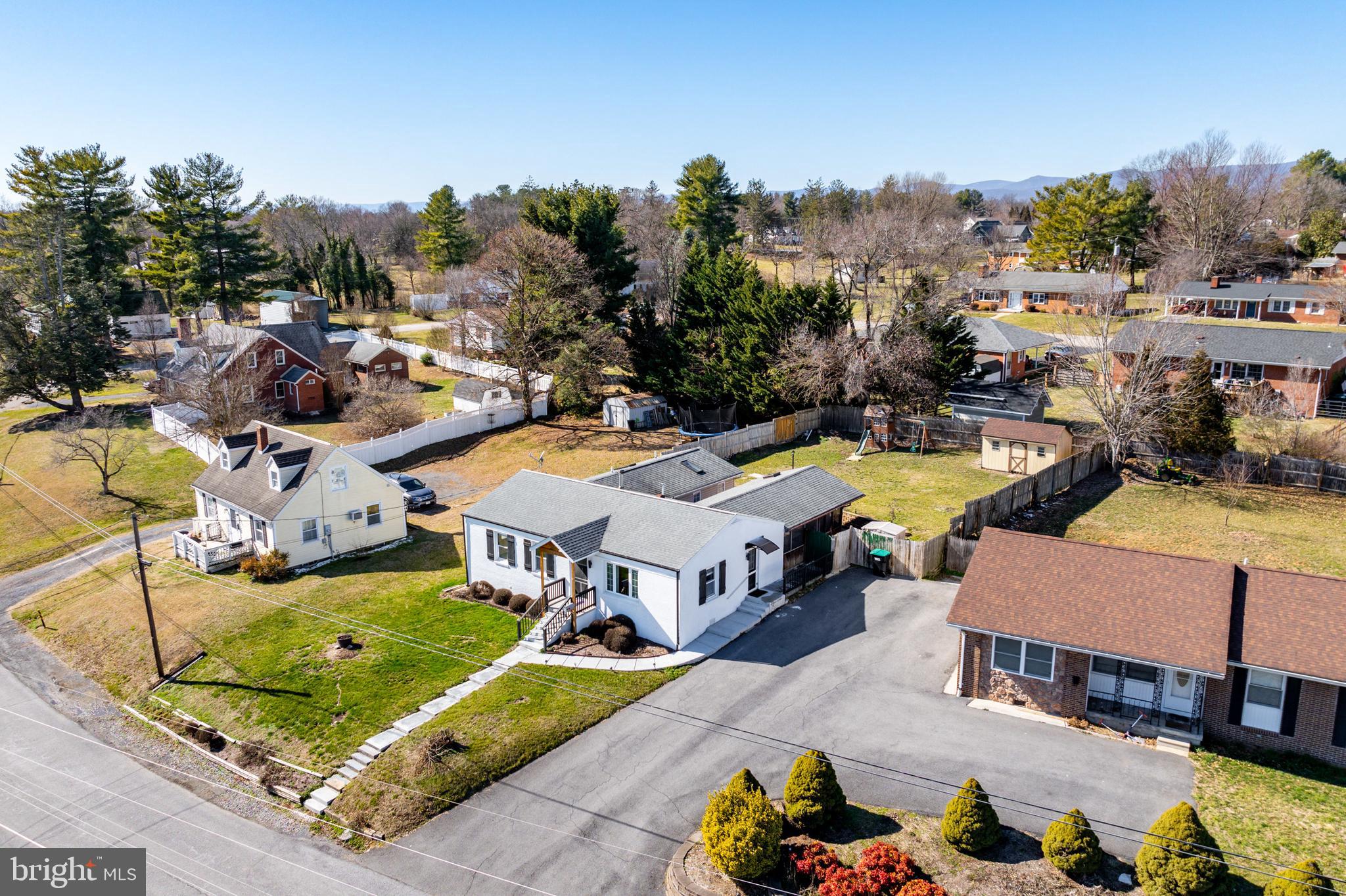 MULLERSTADT HEIGHTS - Residential
