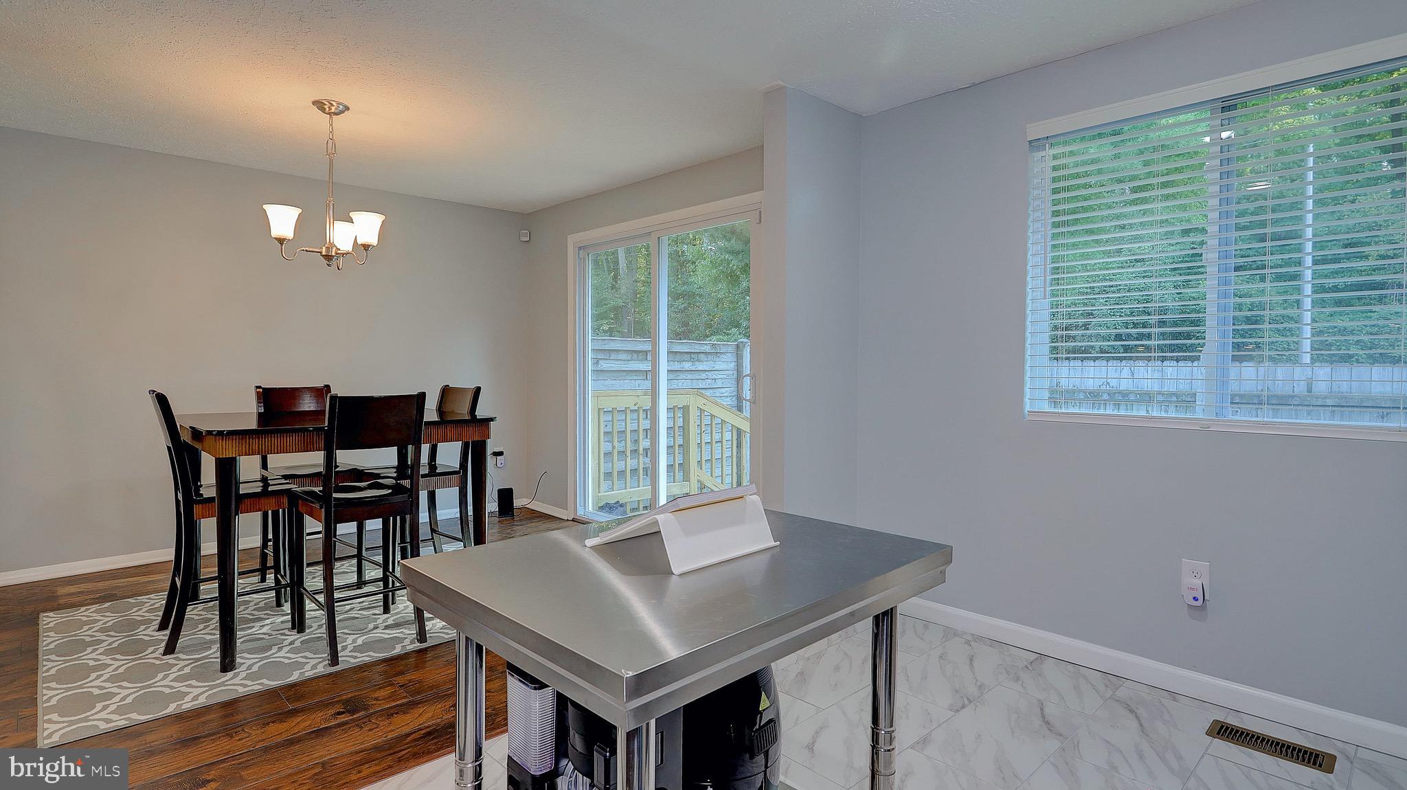 WESTHAMPTON TOWNHOUSES P - Residential