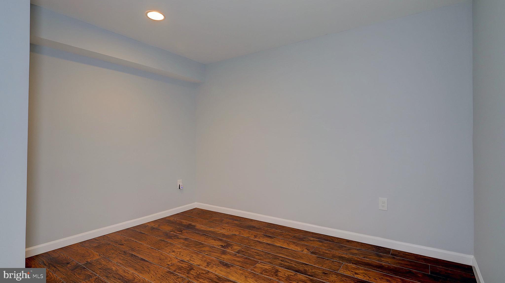 WESTHAMPTON TOWNHOUSES P - Residential