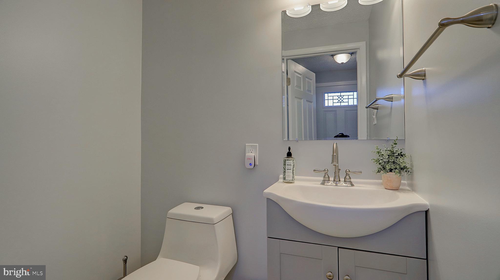 WESTHAMPTON TOWNHOUSES P - Residential