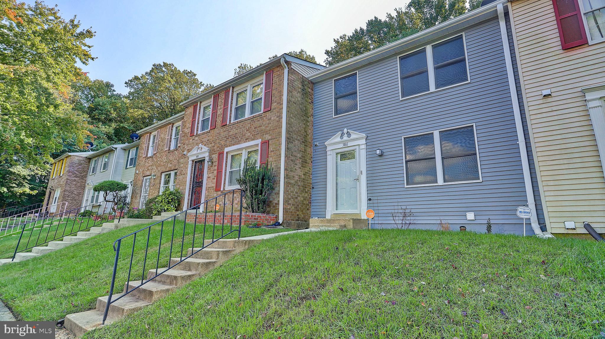 WESTHAMPTON TOWNHOUSES P - Residential