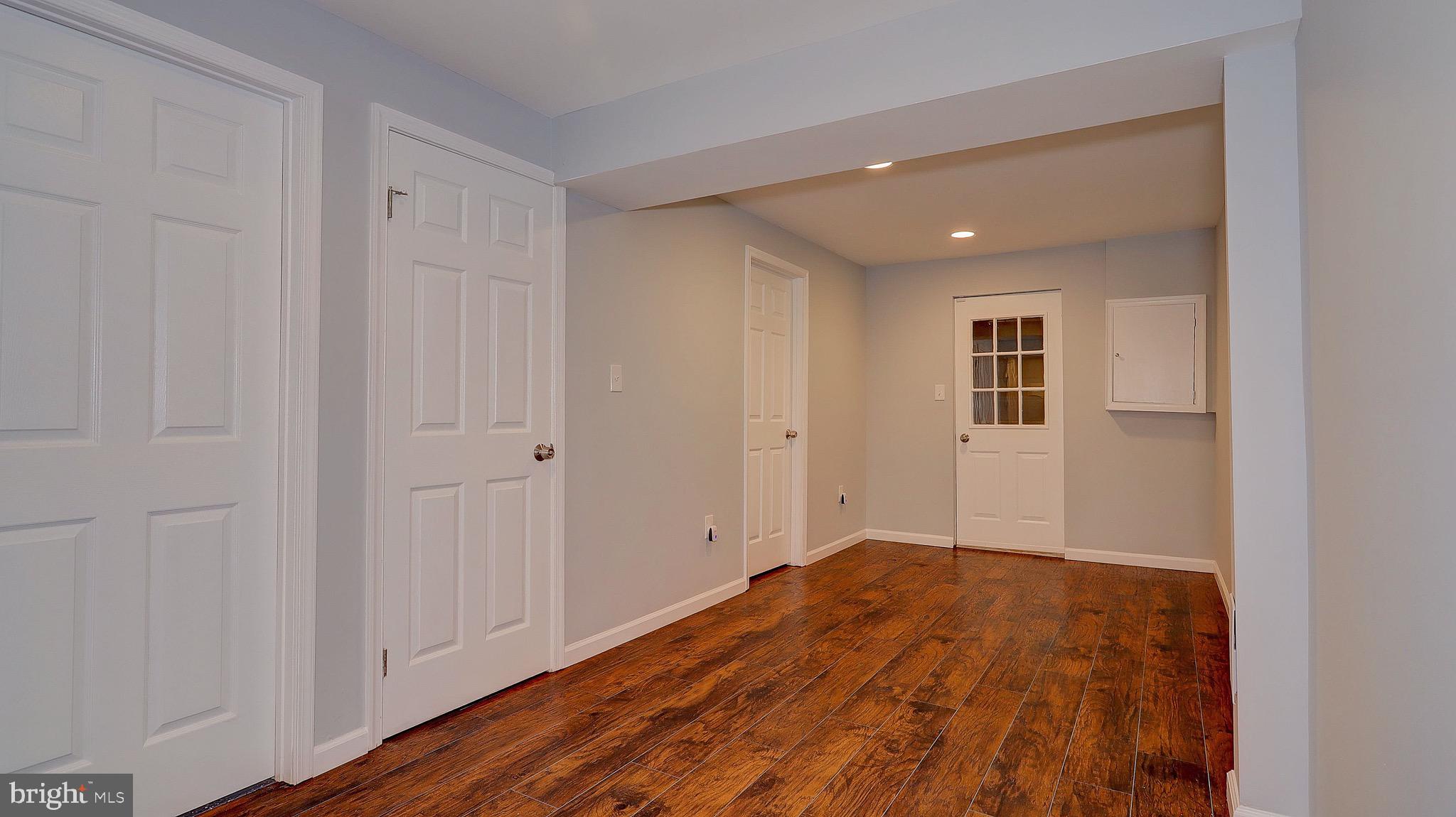 WESTHAMPTON TOWNHOUSES P - Residential