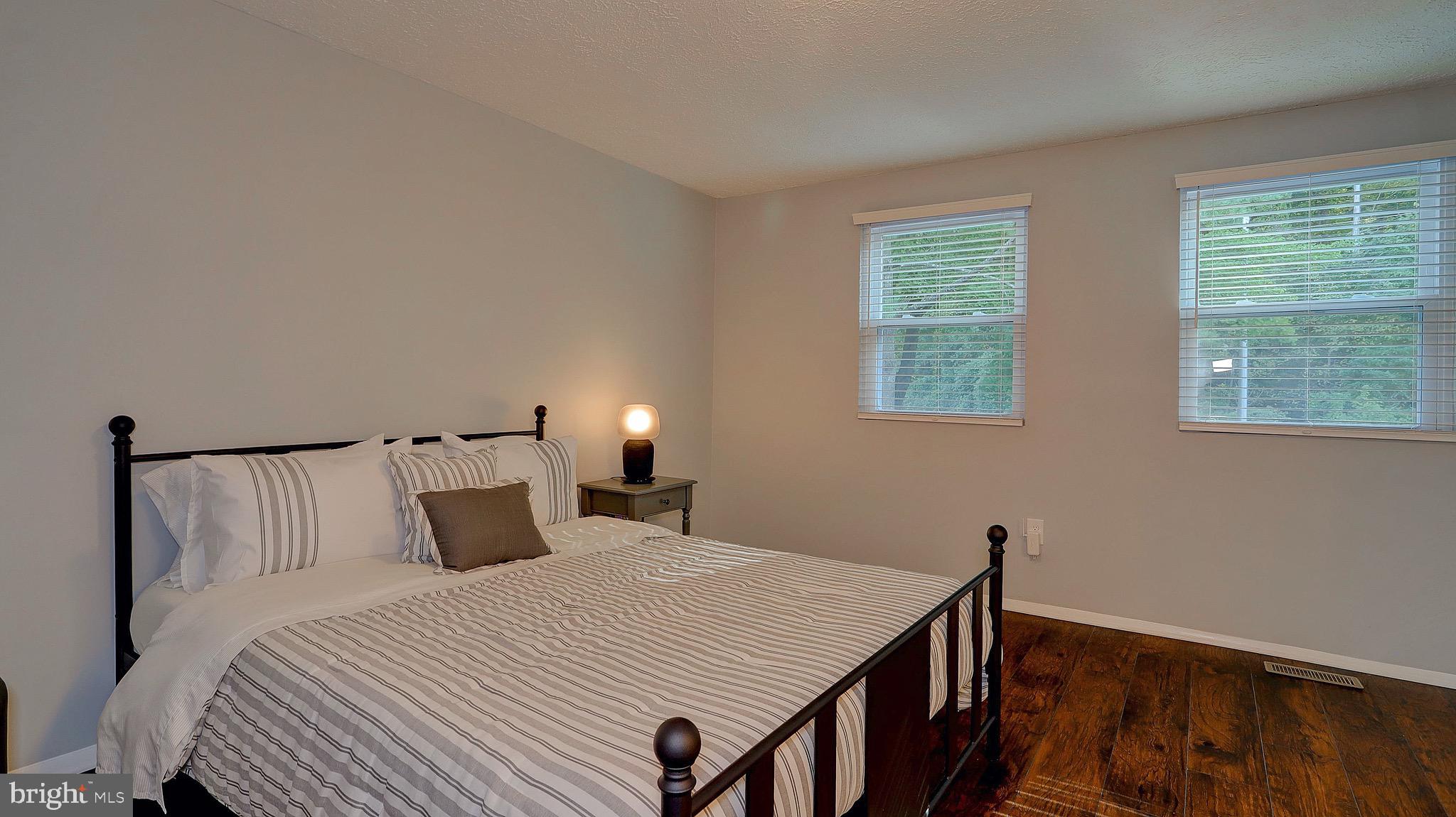 WESTHAMPTON TOWNHOUSES P - Residential