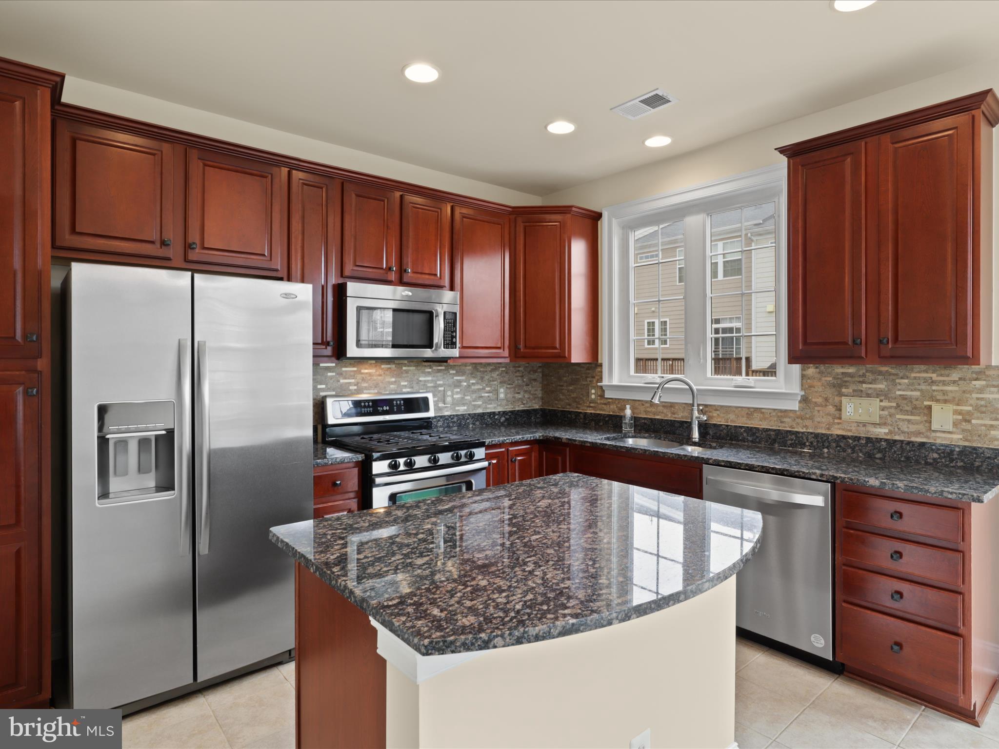 GOOSE CREEK VILLAGE NORTH - Residential